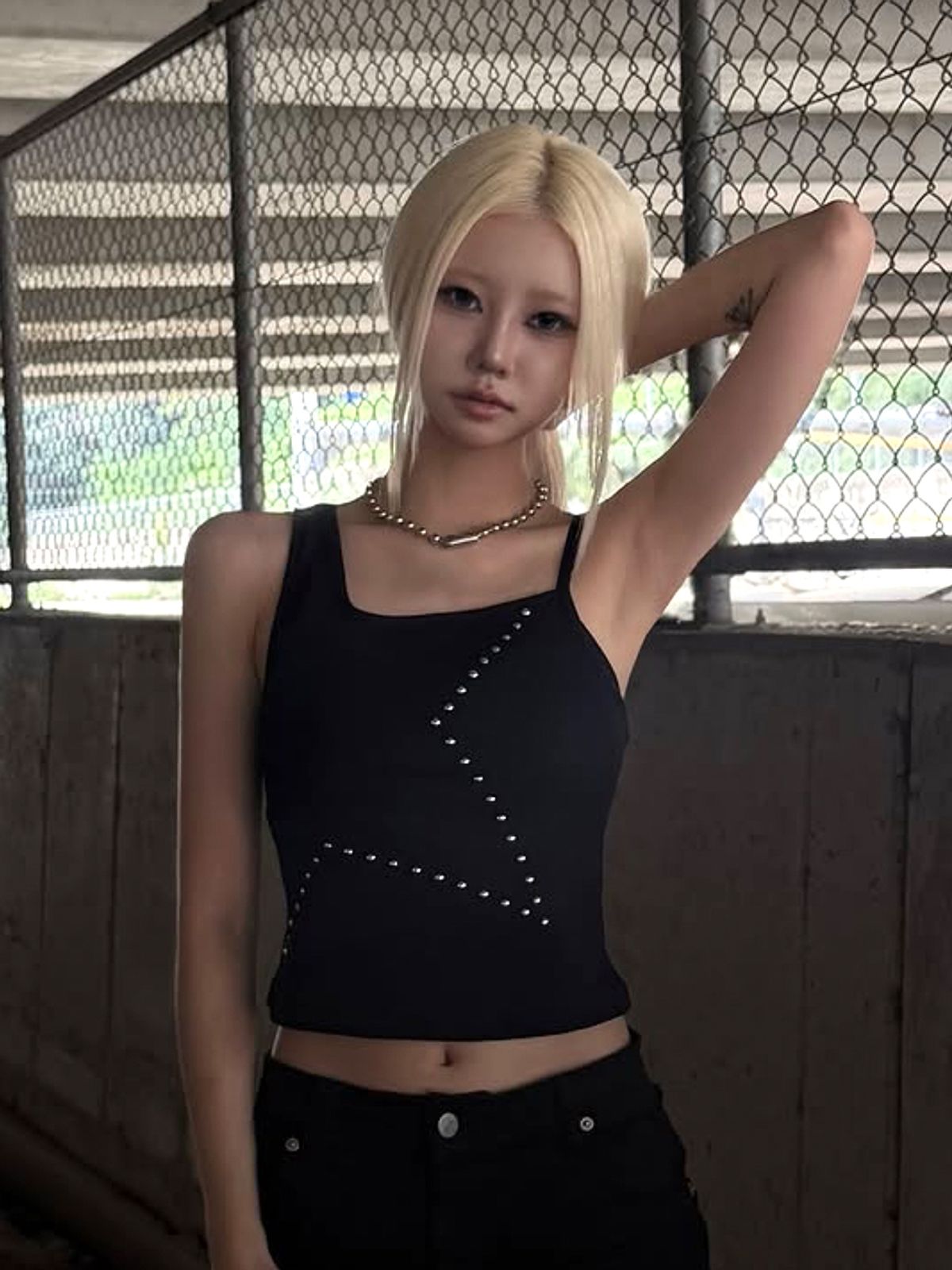 레피브(REPIVV) Star Unbalance Tank (Black)
