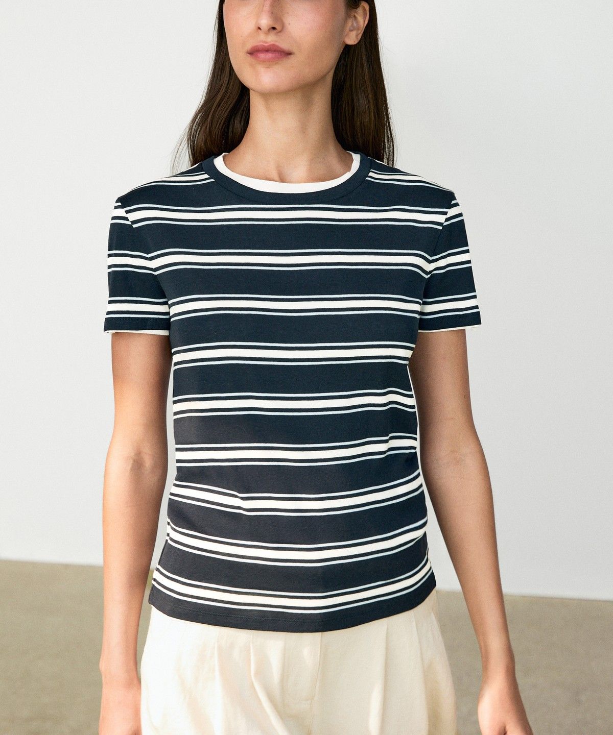 마시모두띠(MASSIMO DUTTI) 스트라이프 레이어드 반팔 티셔츠