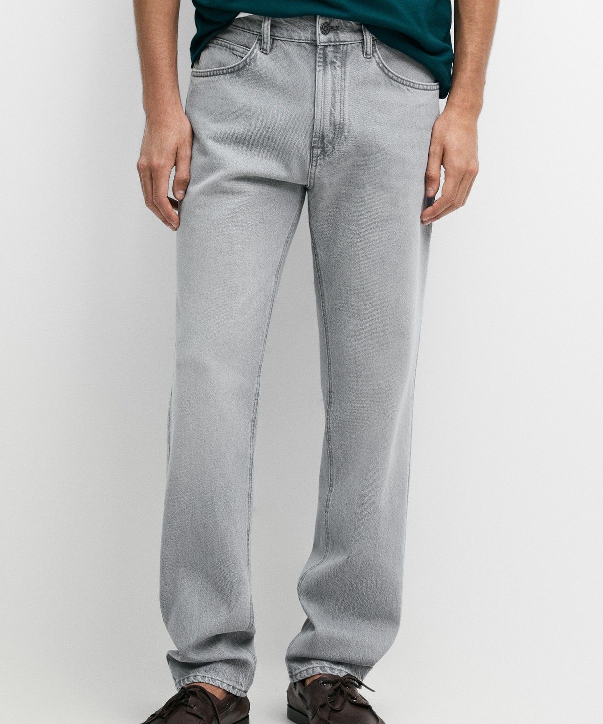 마시모두띠(MASSIMO DUTTI) 테이퍼드 핏 진