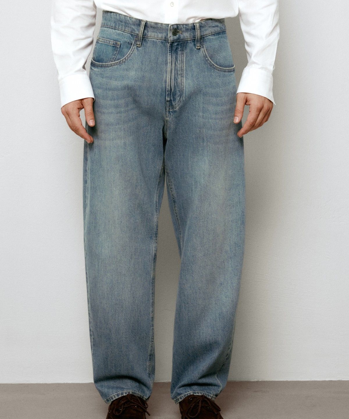 마시모두띠(MASSIMO DUTTI) 배럴 핏 진