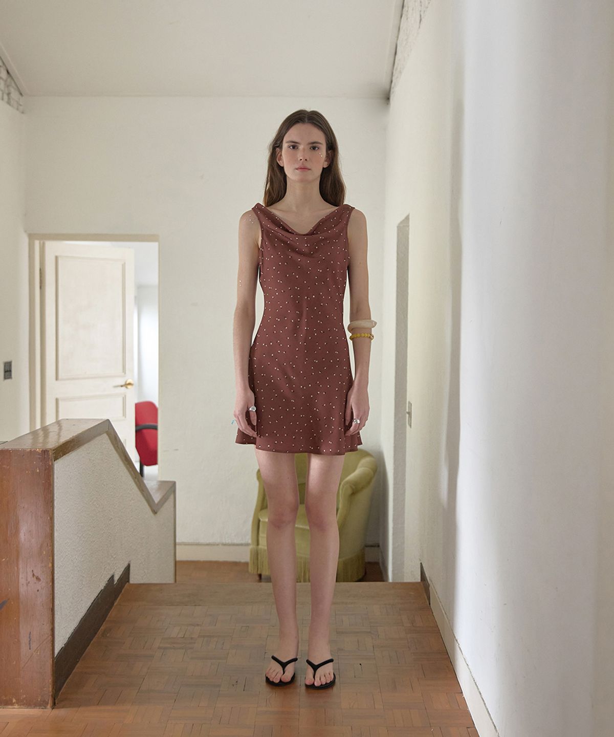 어패럴아카이브(APPAREL ARCHIVE) Peony floral cowl dress - Brown