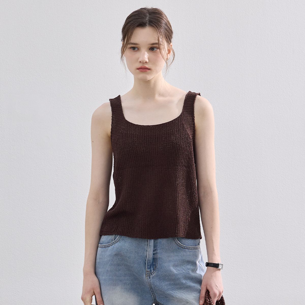 히이크(HYYK) Loose Sqaure Knit Top_Camel Brown