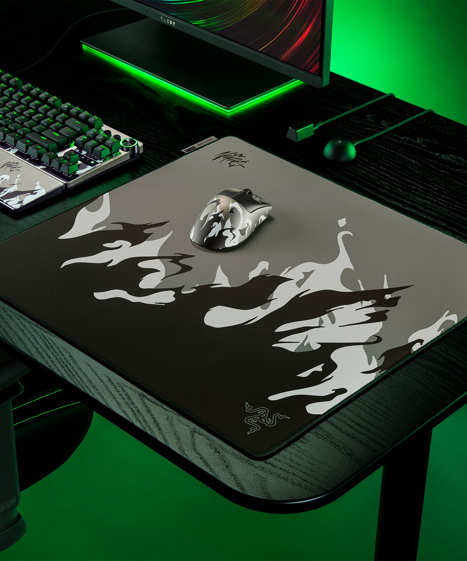 레이저(RAZER) Gigantus V2 Pro 게이밍 마우스패드 Niko 에디션 - 후기