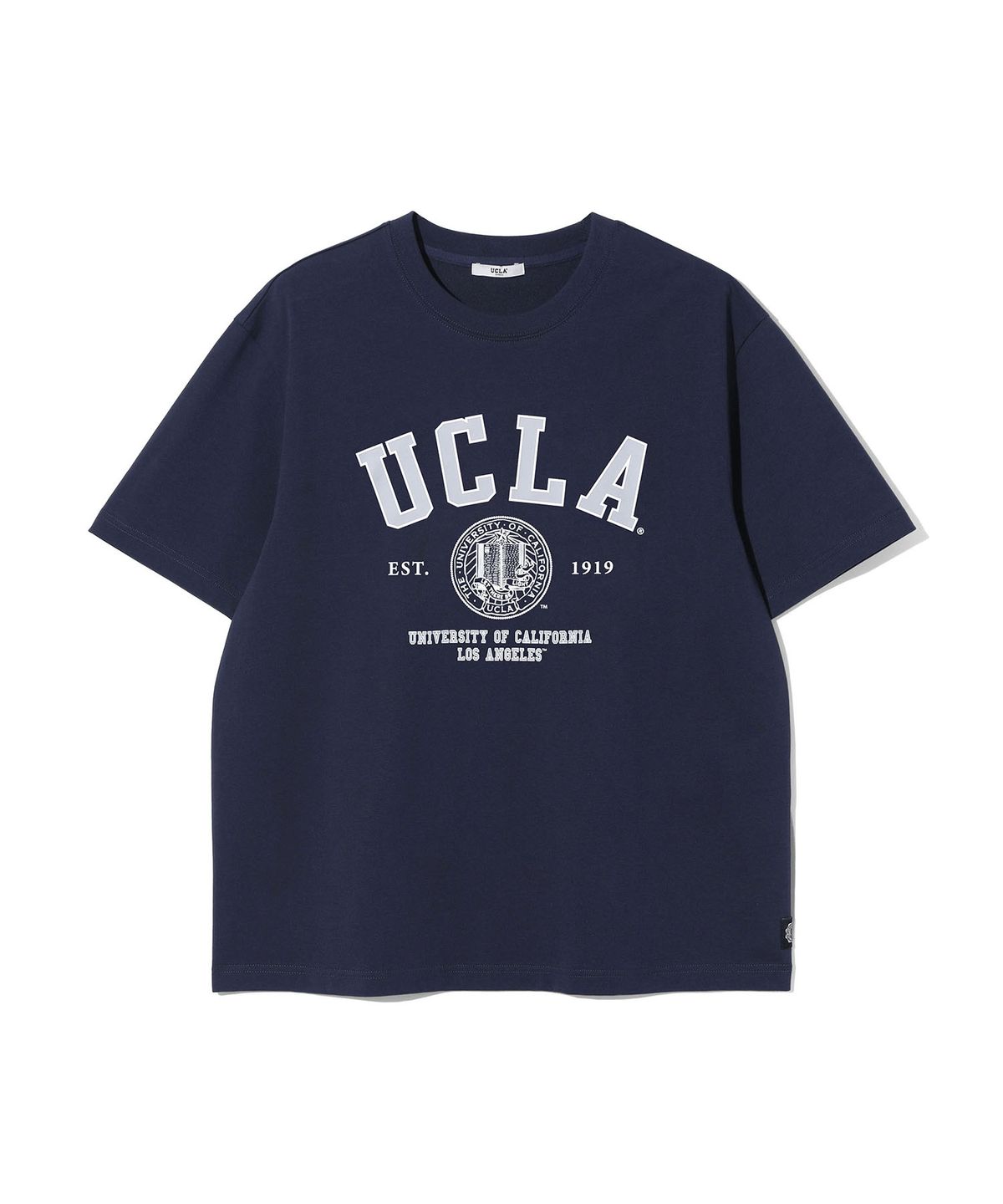 유씨엘에이(UCLA) 남녀공용 UCLA 에센셜 아트웍 오버핏 반팔티셔츠[NAVY](UC6ST93)