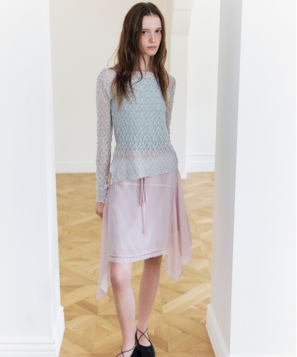 미쏘(MIXXO) 시스루 미니 스커트 RE WHG80QB_MIWWHG92QB