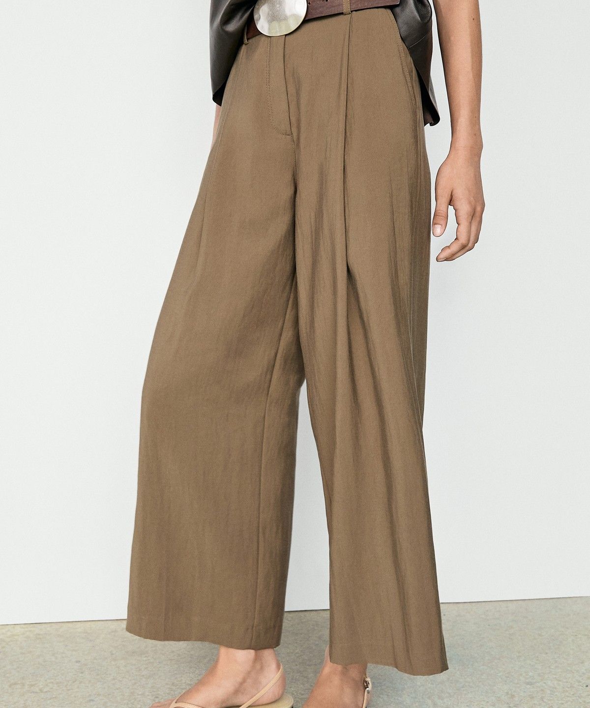 마시모두띠(MASSIMO DUTTI) 크롭 와이드 레그 플루이드 팬츠