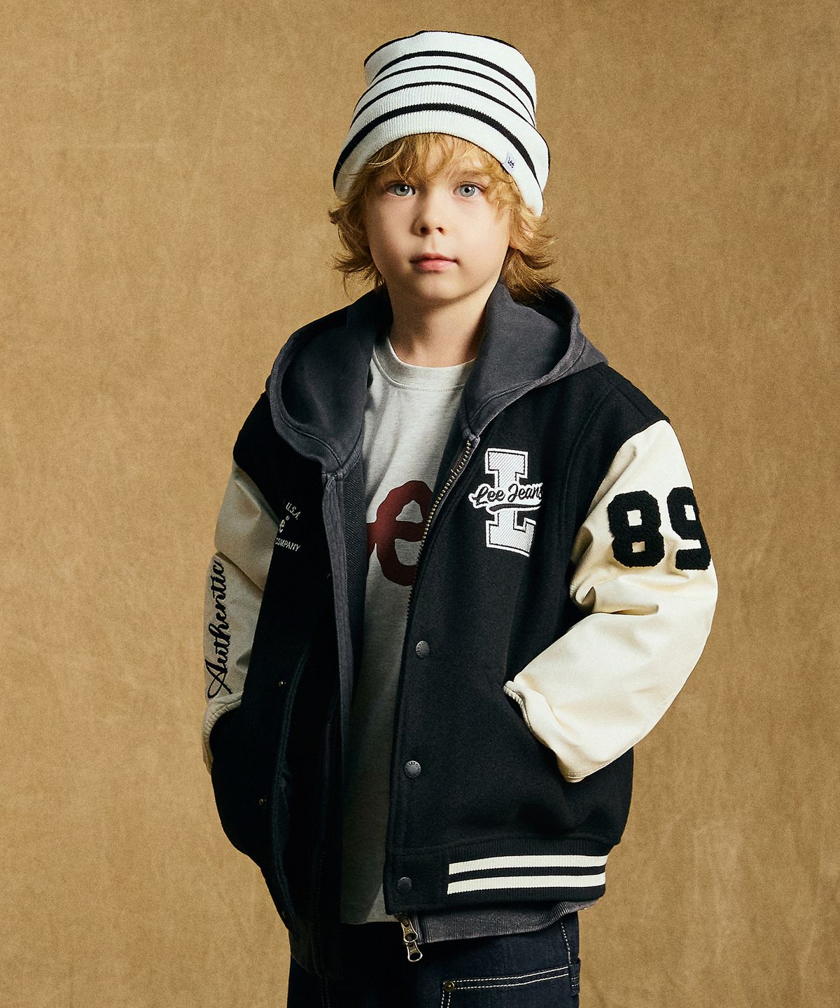 리 키즈(LEE KIDS) 레터링 바시티 점퍼 블랙 LK2603JU10BK