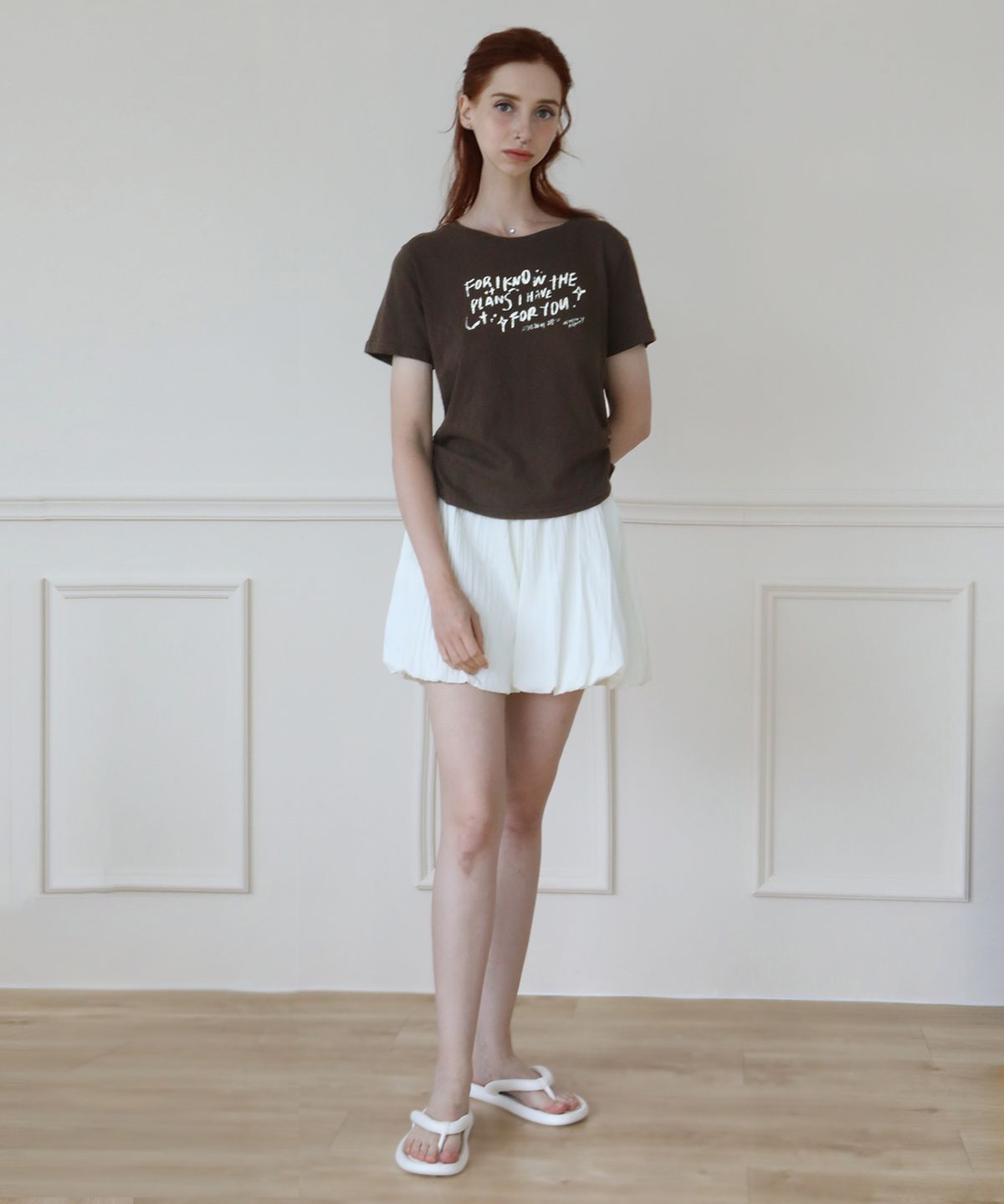 클레이스(CLACE) 레터링 쿨 냉감 루즈핏 반팔티셔츠_브라운