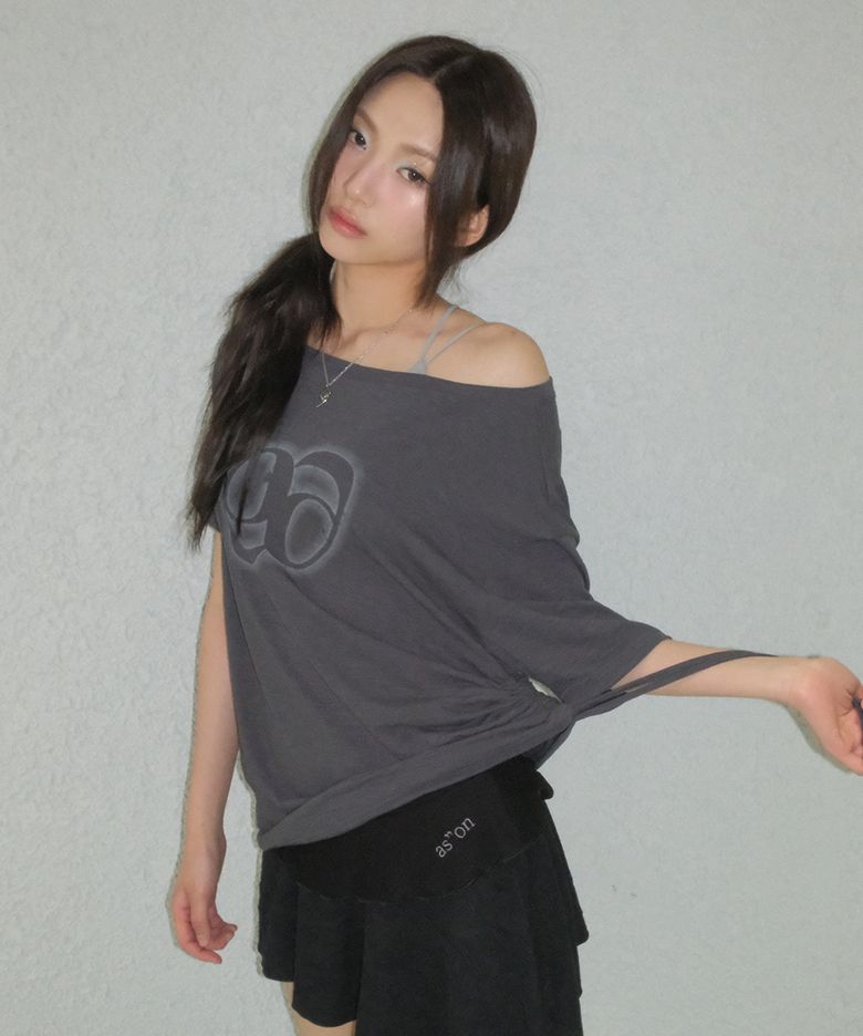 KIKI BOXY SHIRRING TEE / CHARCOAL