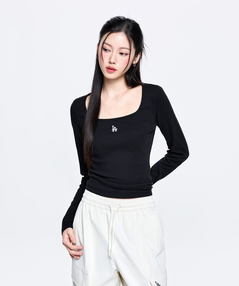 여성 베이직 슬림 세미크롭 스퀘어넥 긴팔 티셔츠 LA (Black)