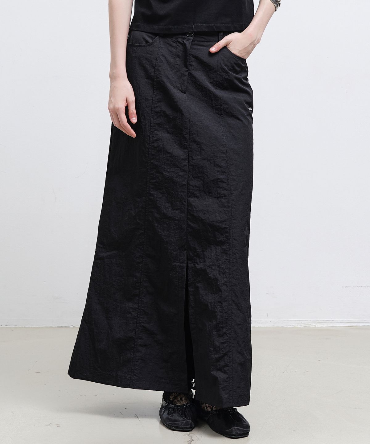 닉앤니콜(NICK&NICOLE) PANEL LONG SKIRT_BLACK