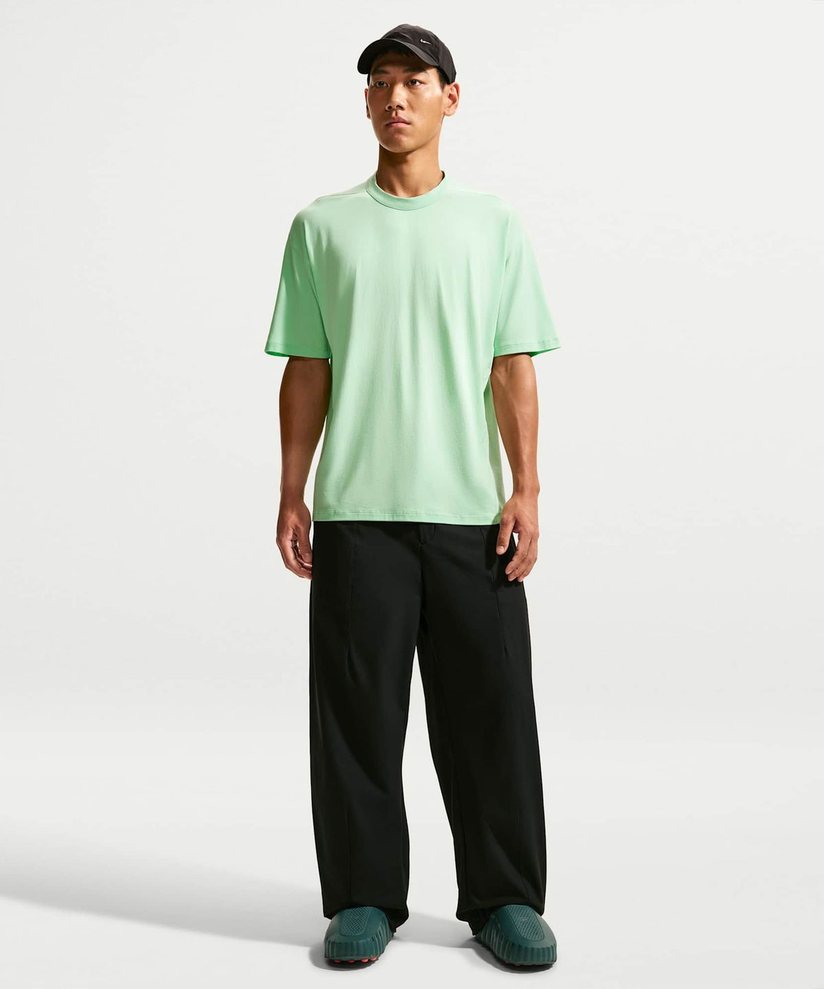 나이키(NIKE) 24.7 퍼펙트스트레치 드라이 핏 UV 차단 배럴 레그 팬츠 M - 블랙:다크 스모크 그레이 / IM3632-010