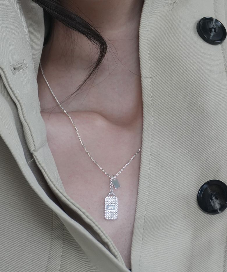 Delicate Crystal Nameplate Necklace [Pave]