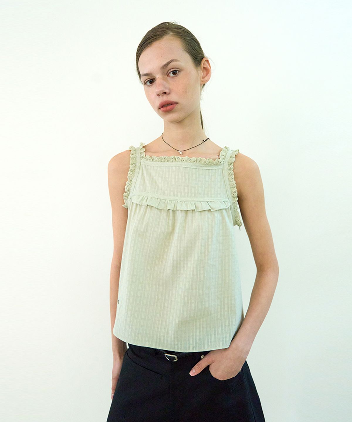 위메농(OUI MAIS NON) Alice square sleeveless