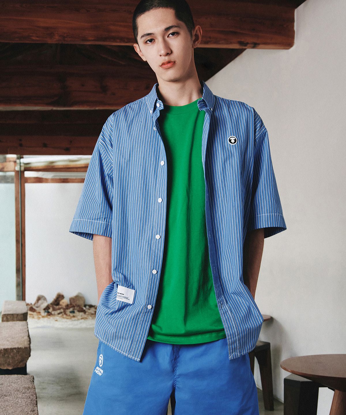 에이프(AAPE) AAPE NOW 문페이스 숏 슬리브 셔츠 블루 / AAPSRM8561XAQBLA