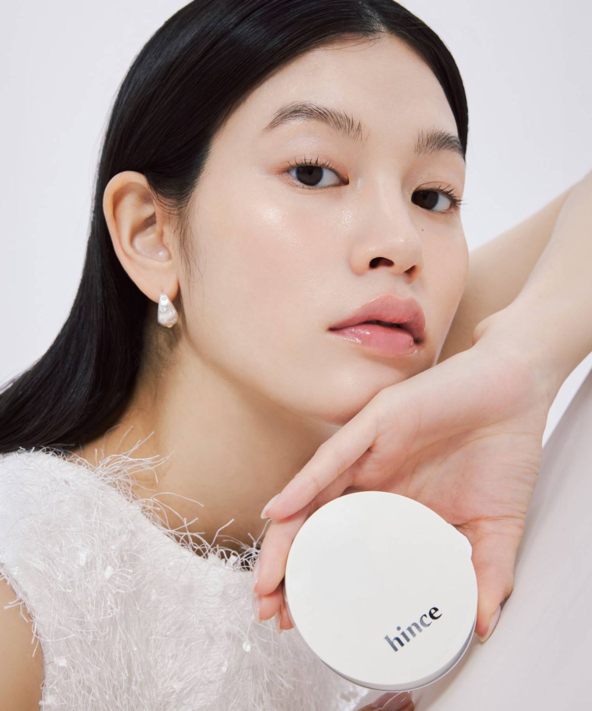 힌스(HINCE) 누 글로우 화이트 쿠션