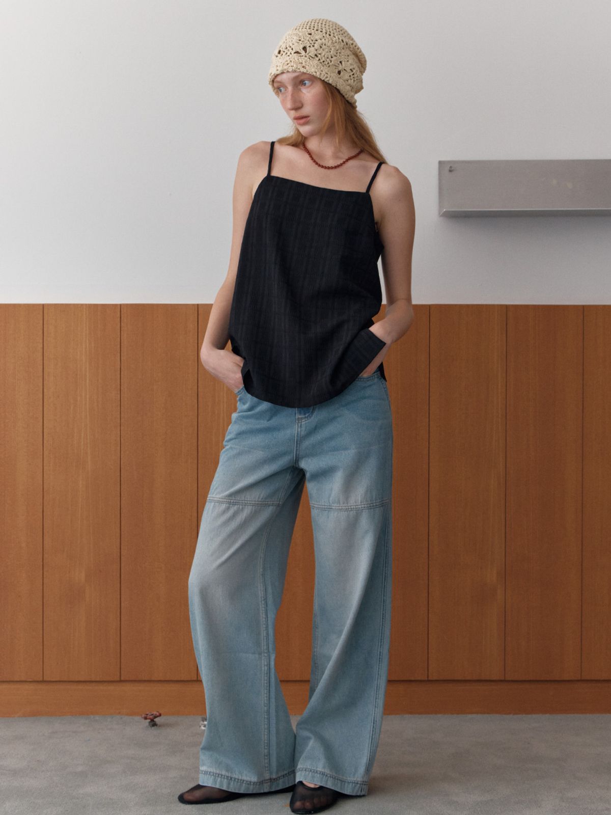 엘씨브이(LCVE) TEXTURED SLEEVELESS BLOUSE_BLACK