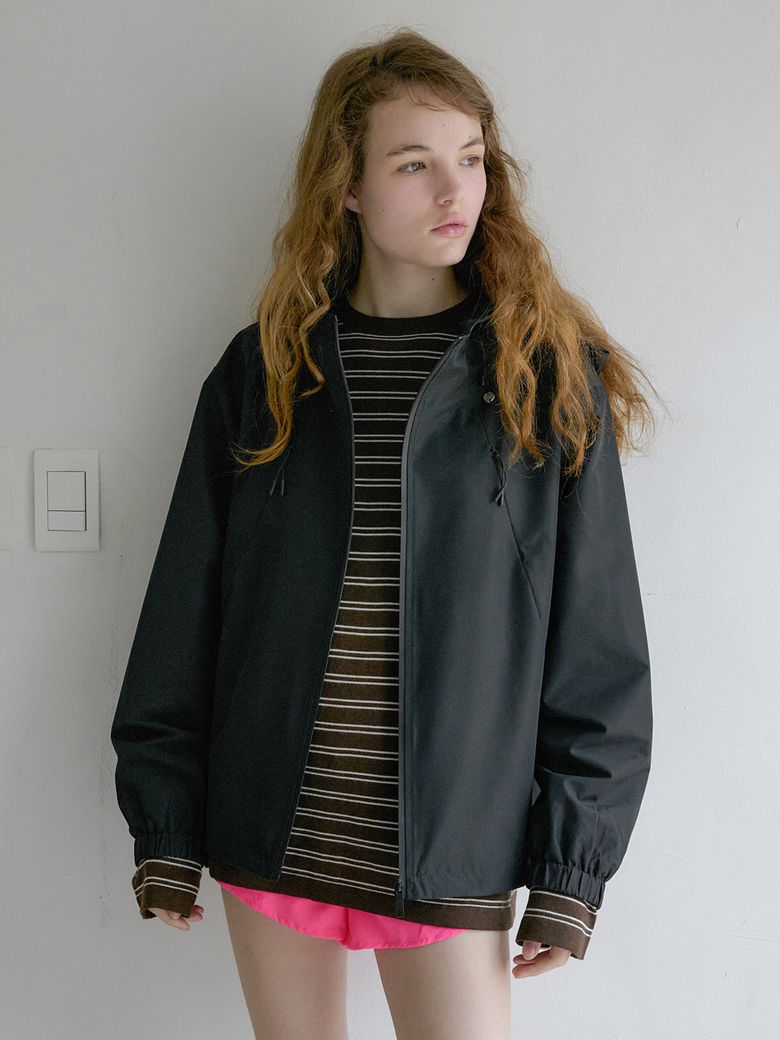 PIPED HOODED WINDBREAKER_BLACK