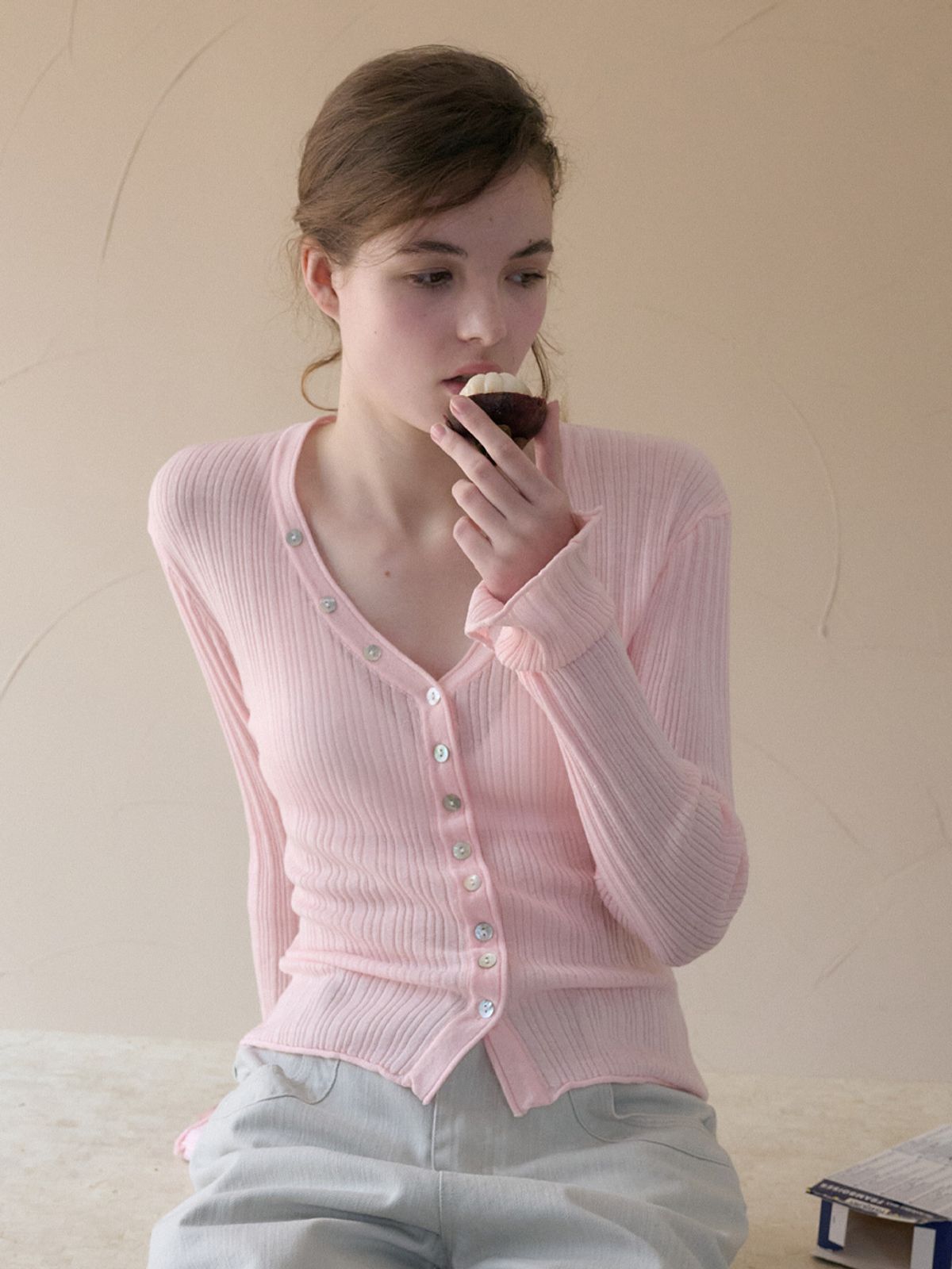 엘씨브이(LCVE) V-NECK BUTTON KNIT CARDIGAN_PINK