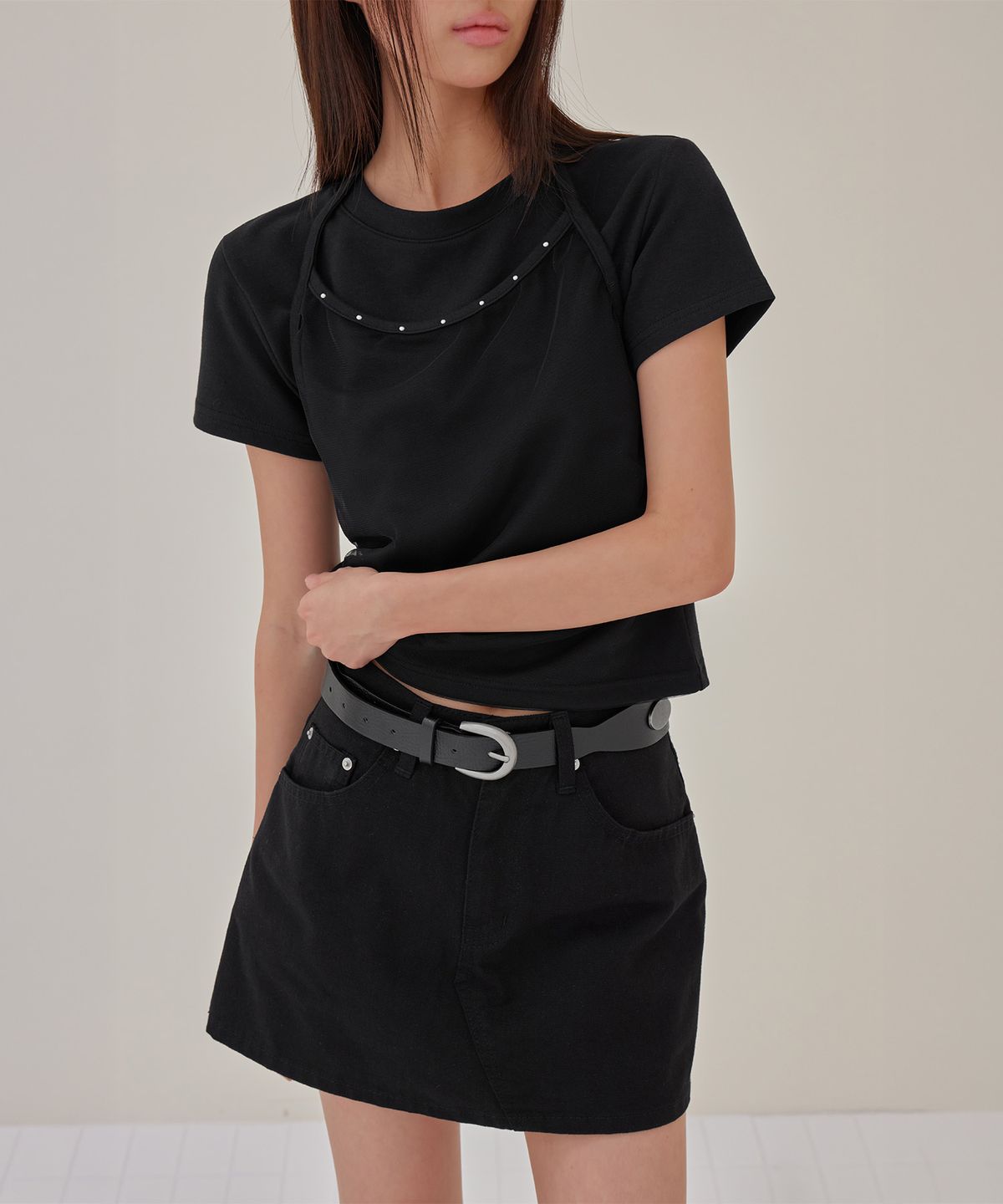 런던다다(LONDONDADA) Stud Mesh Halter Layered T-Shirt, BLACK