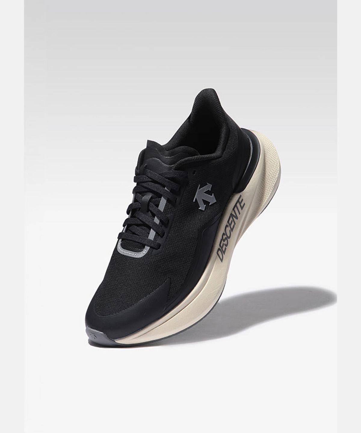 데상트(DESCENTE) 알파 서포트 V2 쉴드 블랙 SR313RRN76