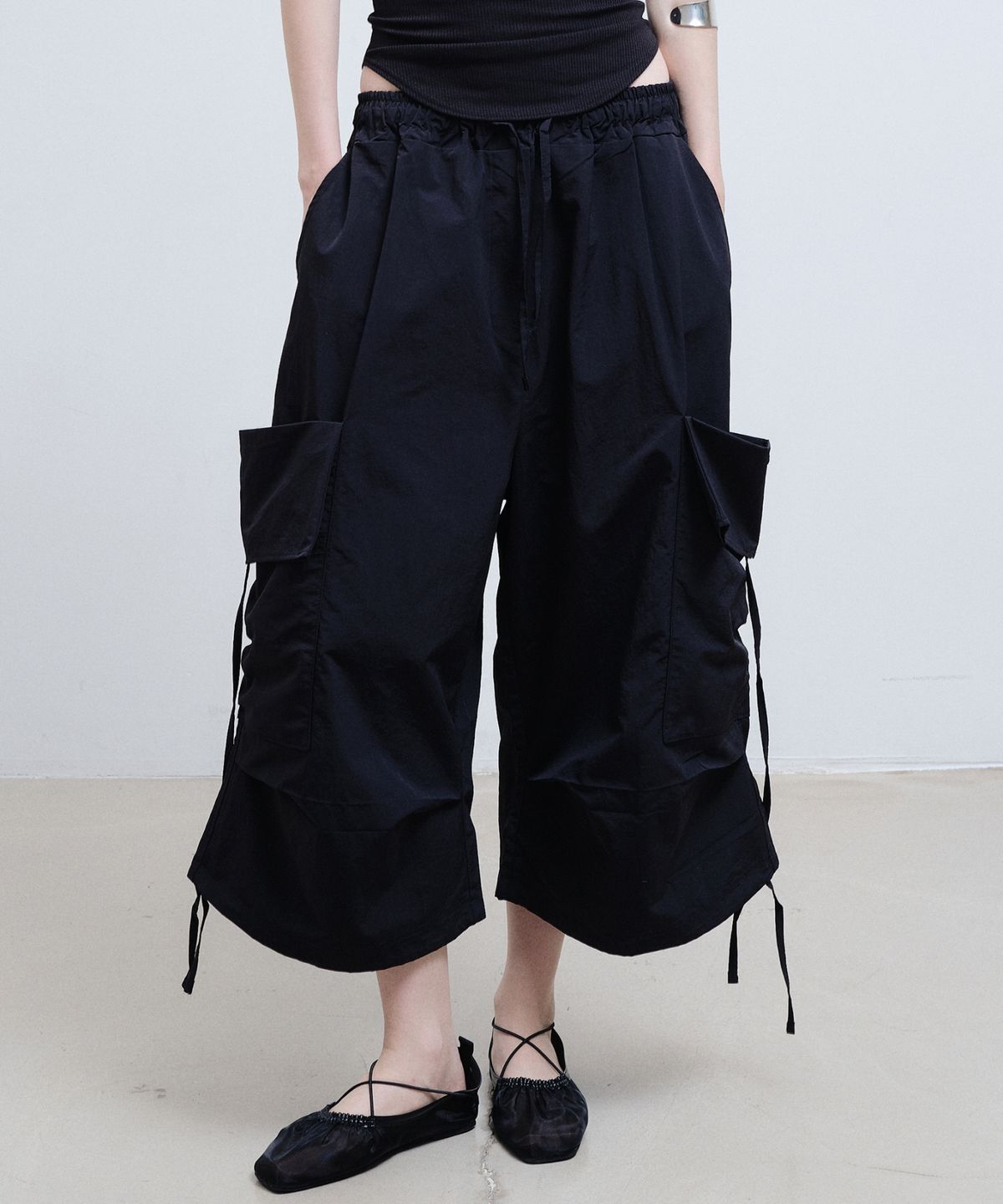 닉앤니콜(NICK&NICOLE) BERMUDA UTILITY CARGO PANTS_BLACK