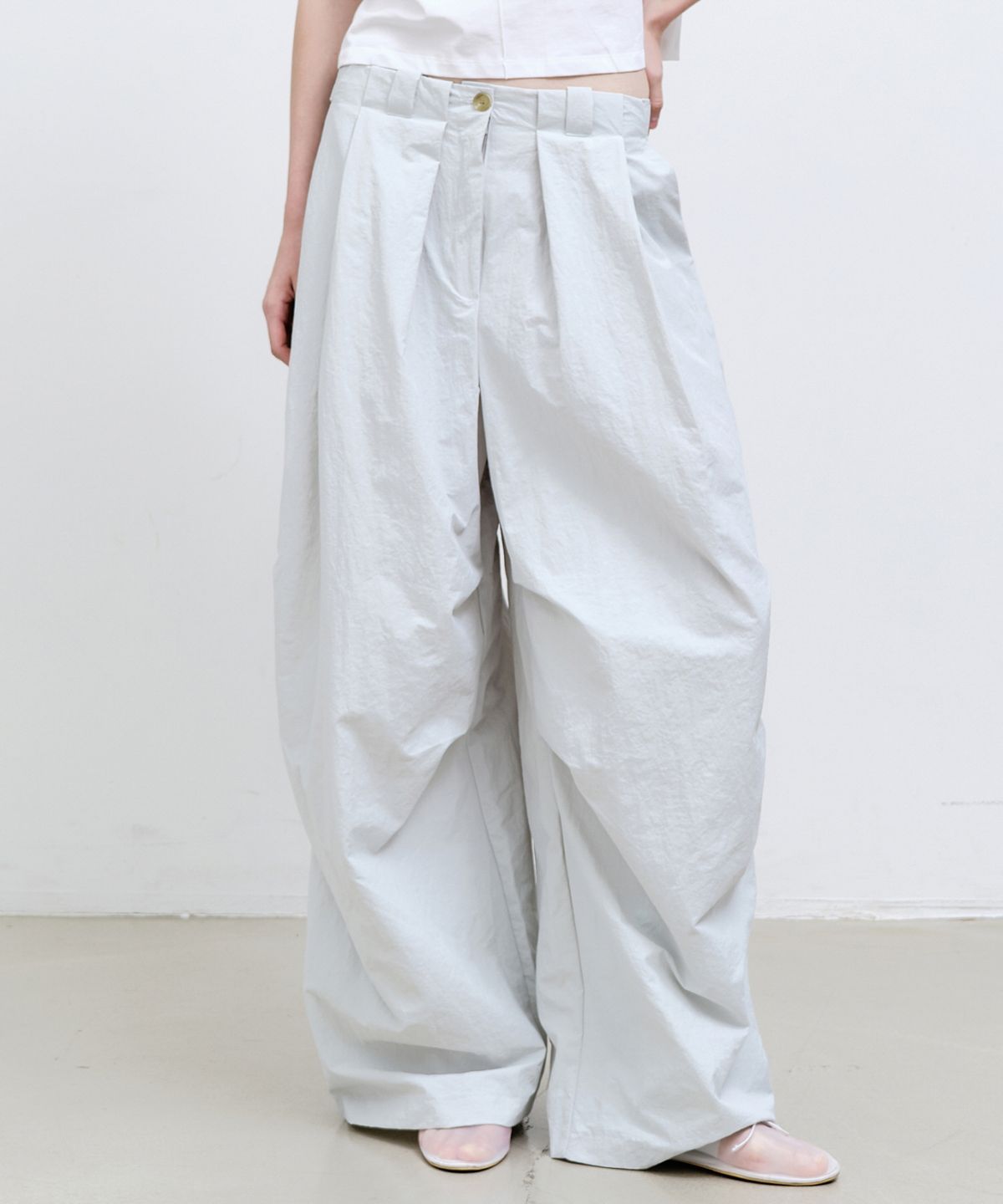 닉앤니콜(NICK&NICOLE) VOLUME TUCK WIDE PANTS_SKY BLUE