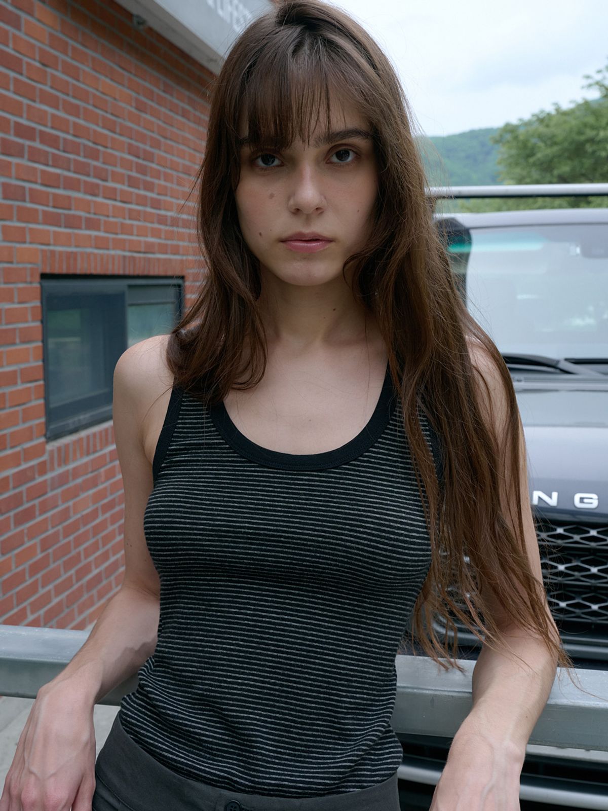 엘씨브이(LCVE) STRIPE U-NECK SLEEVELESS TOP_BLACK