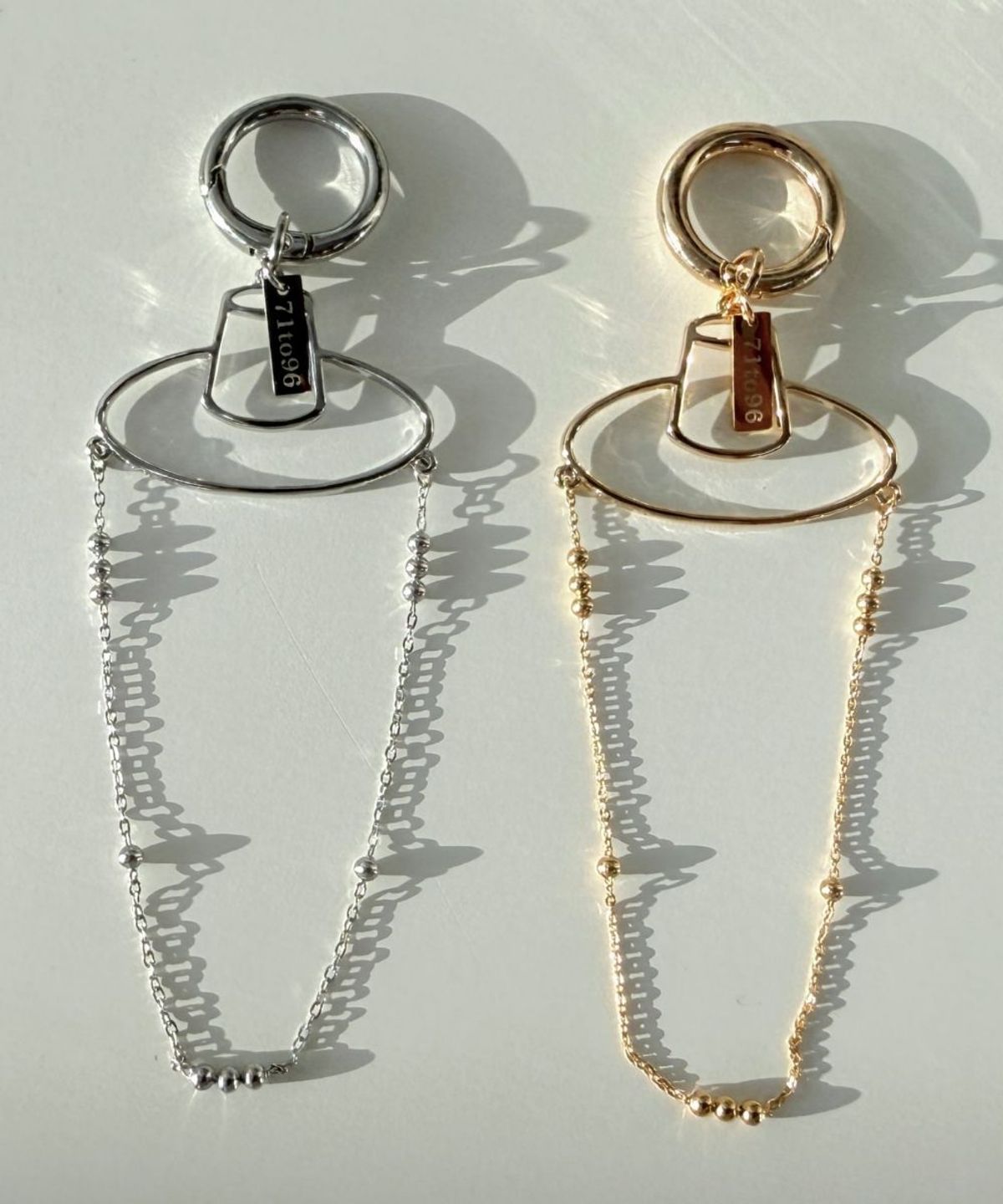 칠 하나 투 구육(71TO96) 갓 체인 키링, Gat Chain Keyring (2 colors)