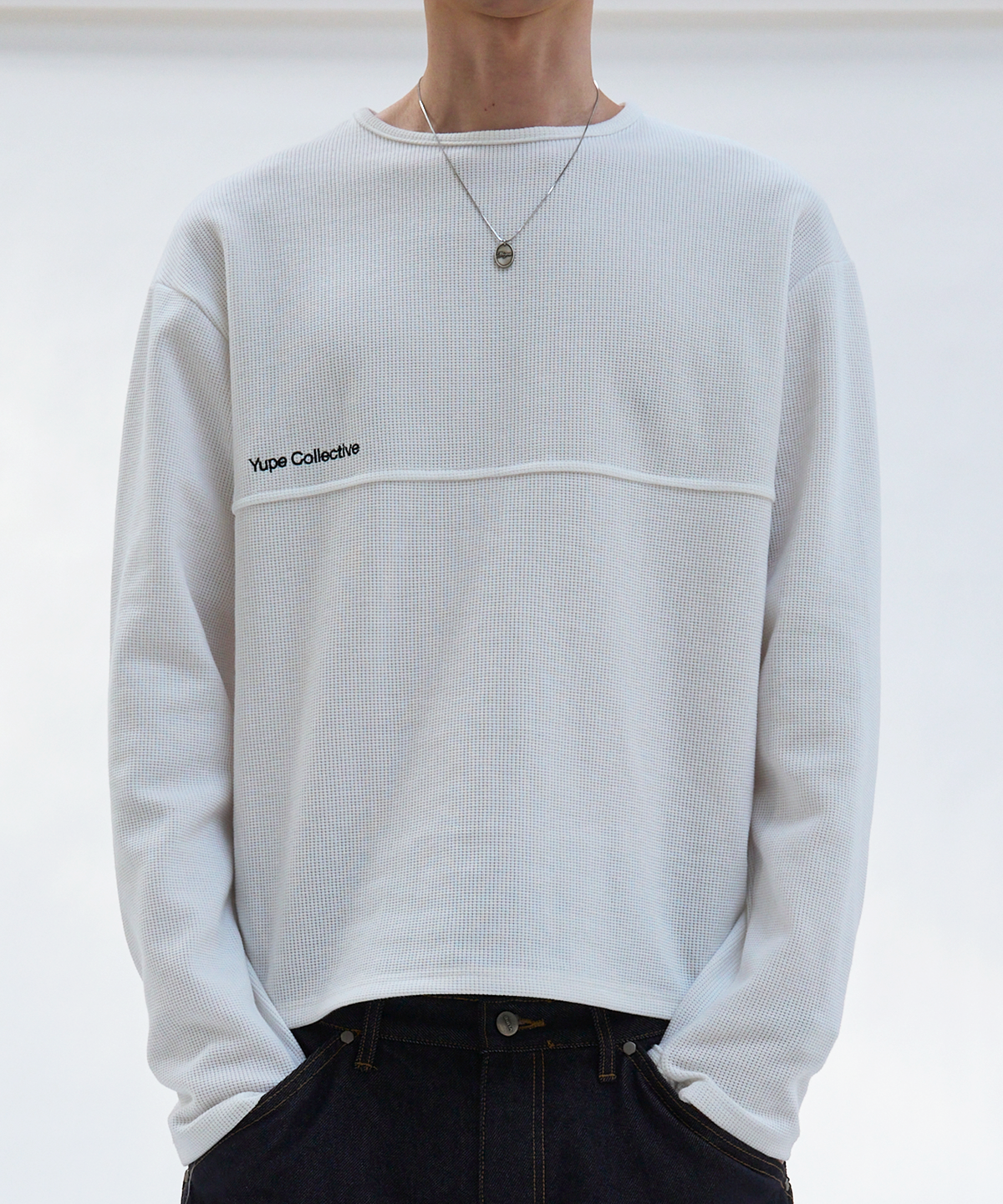 유프(YUPE) Finger-Hole Waffle Longsleeve - White
