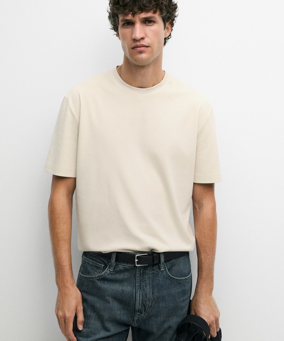마시모두띠(MASSIMO DUTTI) 배색 라운드넥 반팔 티셔츠