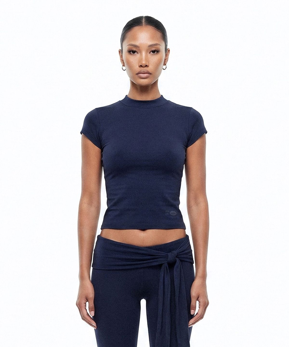 배드블러드(BADBLOOD) Everyday Mock-Neck Short Sleeve T-Shirt - Navy