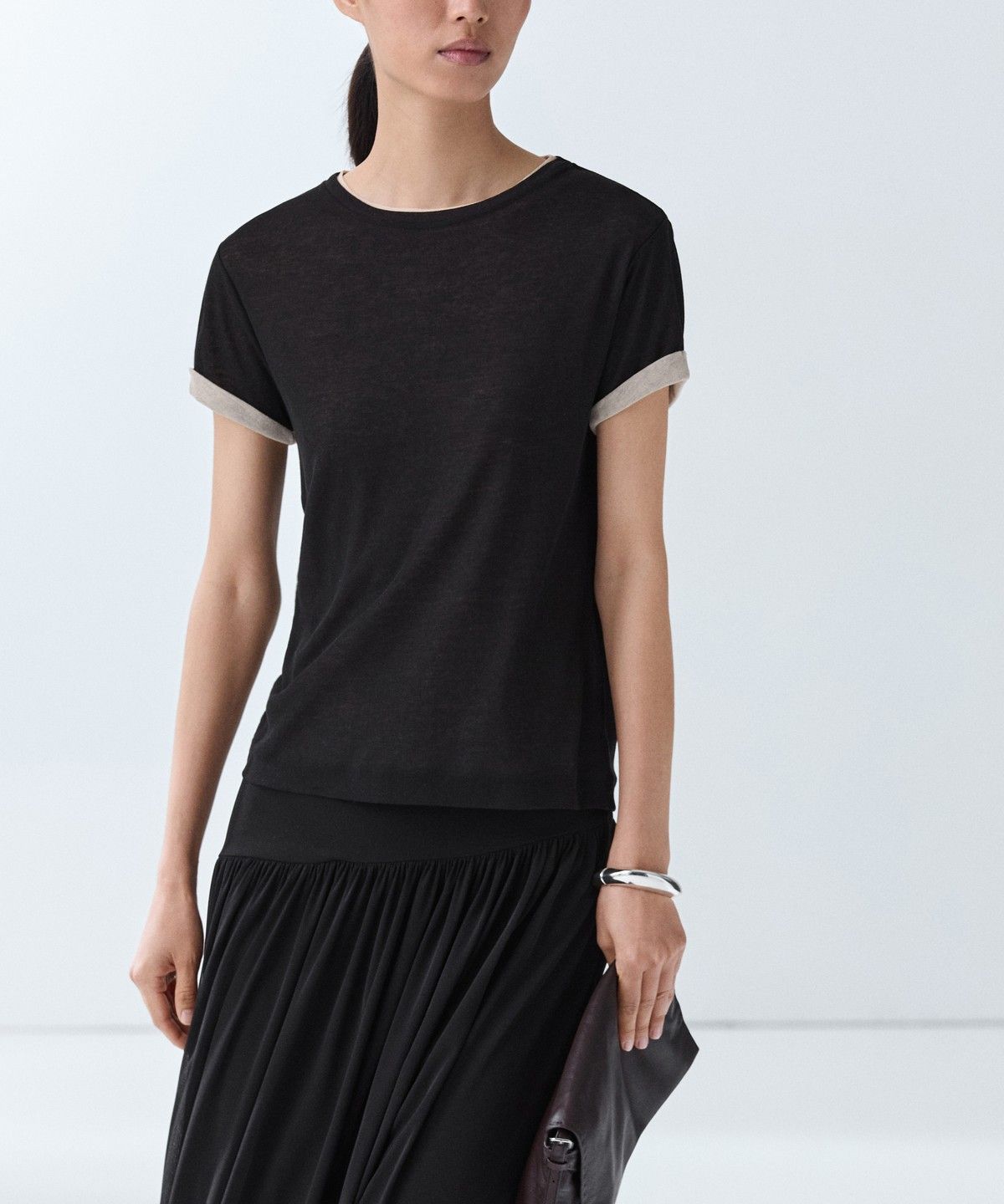 마시모두띠(MASSIMO DUTTI) 더블 마감 반팔 티셔츠
