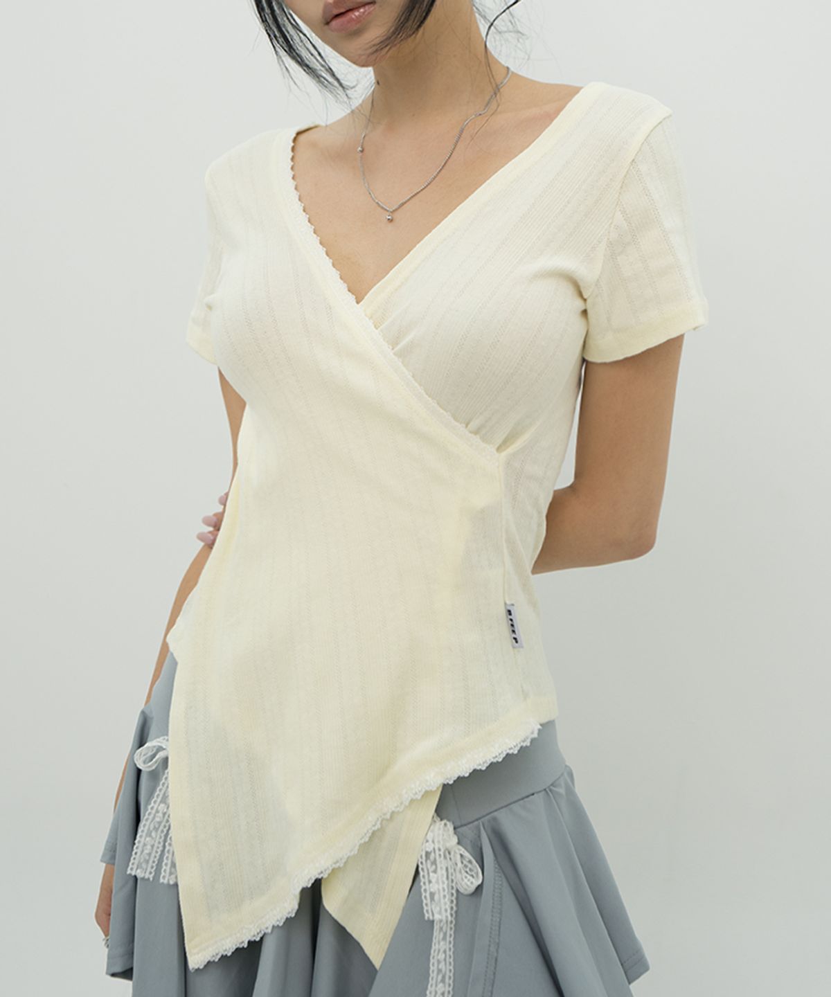 비피피(BFEEP) Garden Lace Wrap Top_LEMON
