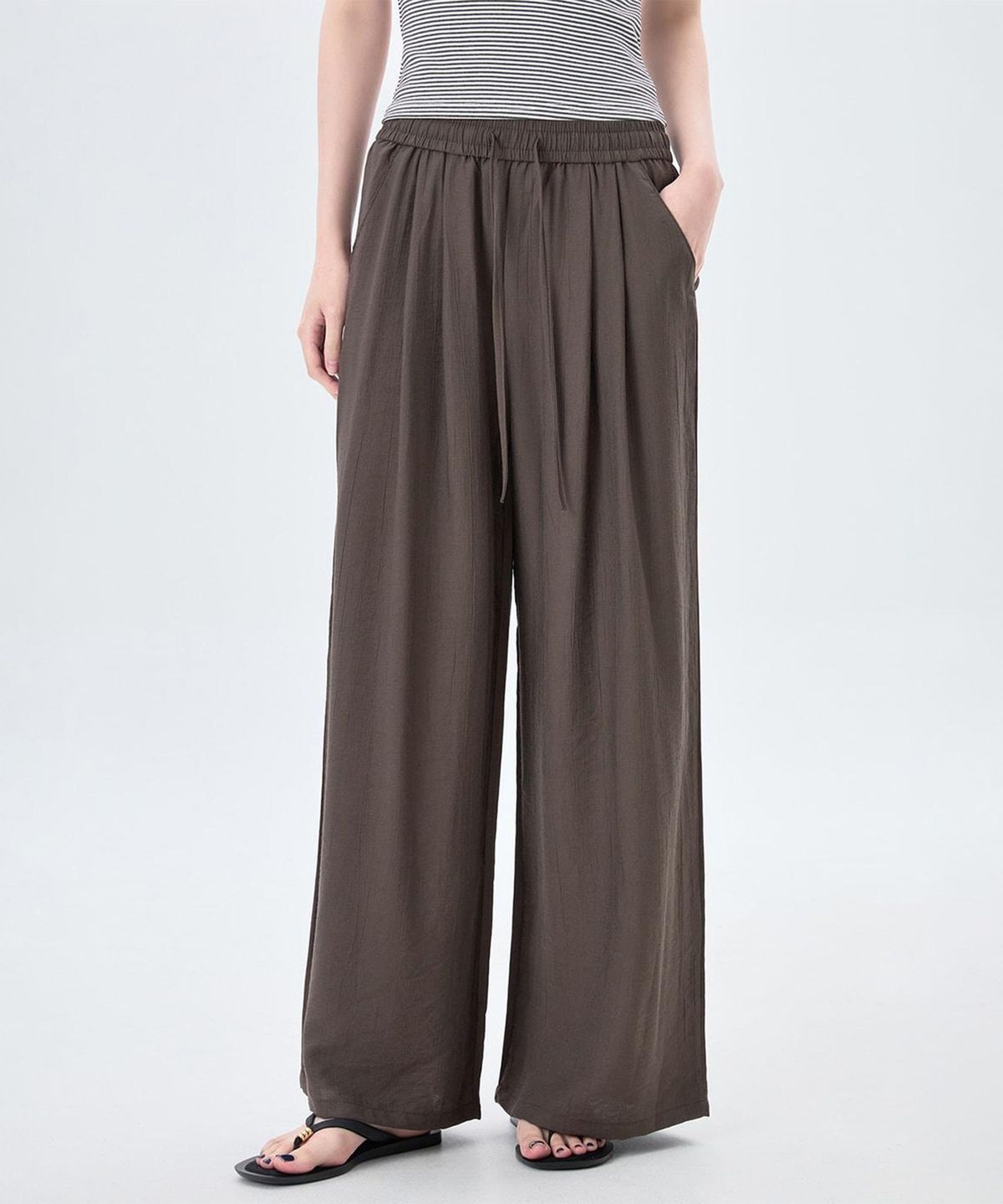 미쏘(MIXXO) 밴딩 와이드 슬랙스_MIWTWG90SS
