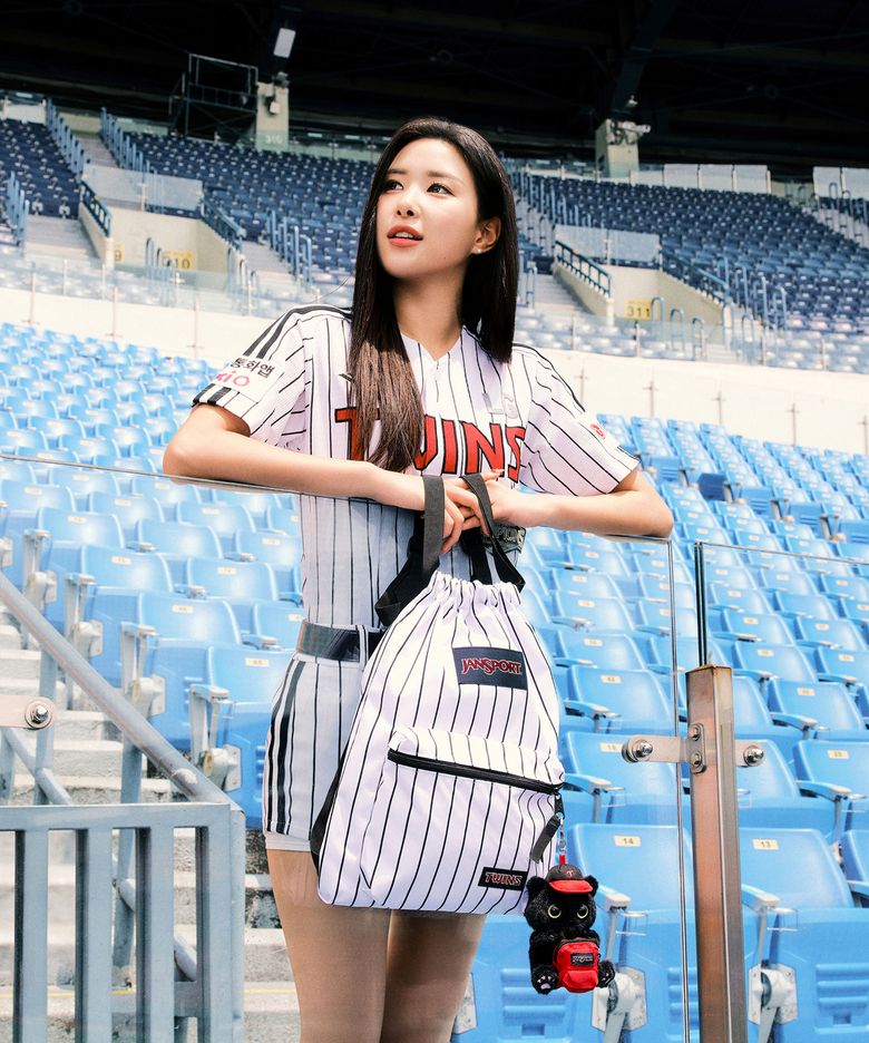 잔스포츠 X LG TWINS 드로우색 STRIPE