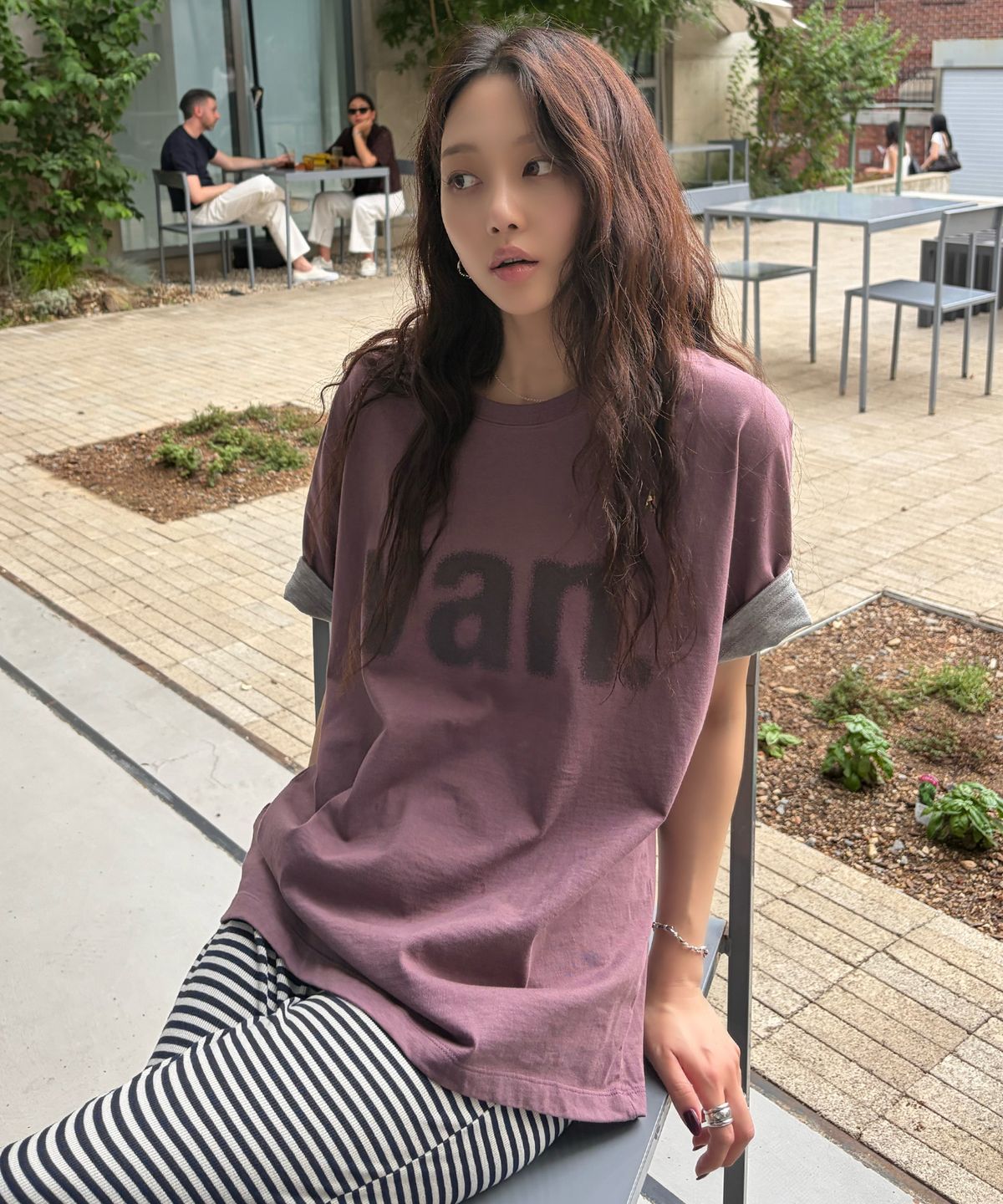 바니쉬먼트(VANISHMENT) Van. roll up tee_wine