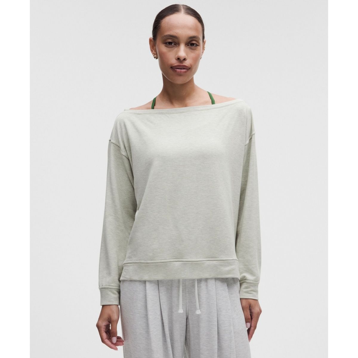 룰루레몬(LULULEMON) 비캄 오버사이즈드 보트넥 롱슬리브 셔츠  MADW