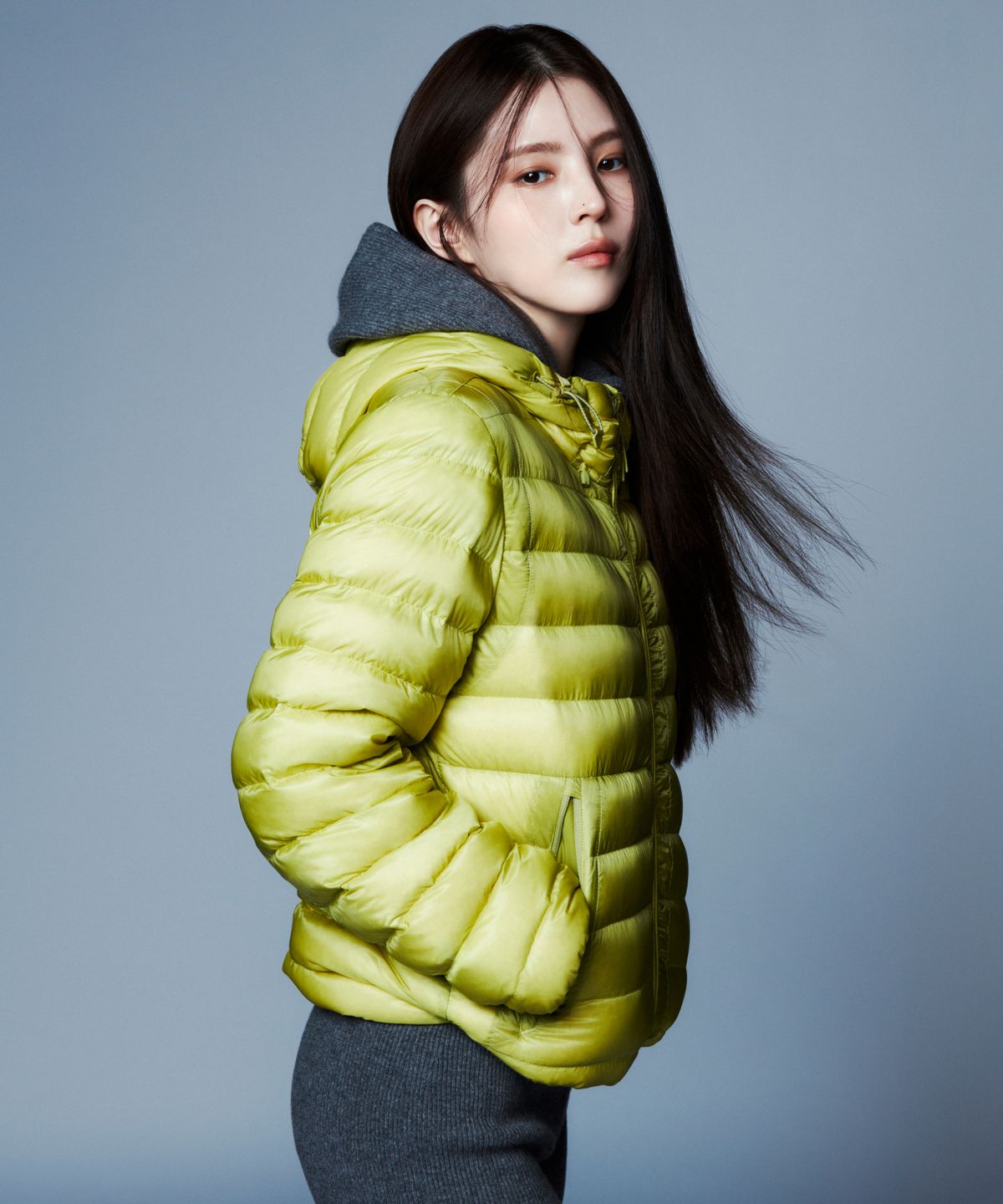 무신사 스탠다드 우먼(MUSINSA STANDARD WOMAN) [시티 레저] 우먼즈 시어 후디드 라이트 다운 재킷 [옐로우 그린]