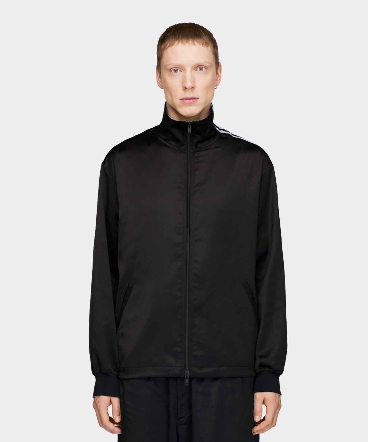 와이쓰리(Y-3) (U) 그라디언트 3S 사틴 트랙 탑 블랙 GRD 3S SATIN TT BLACK