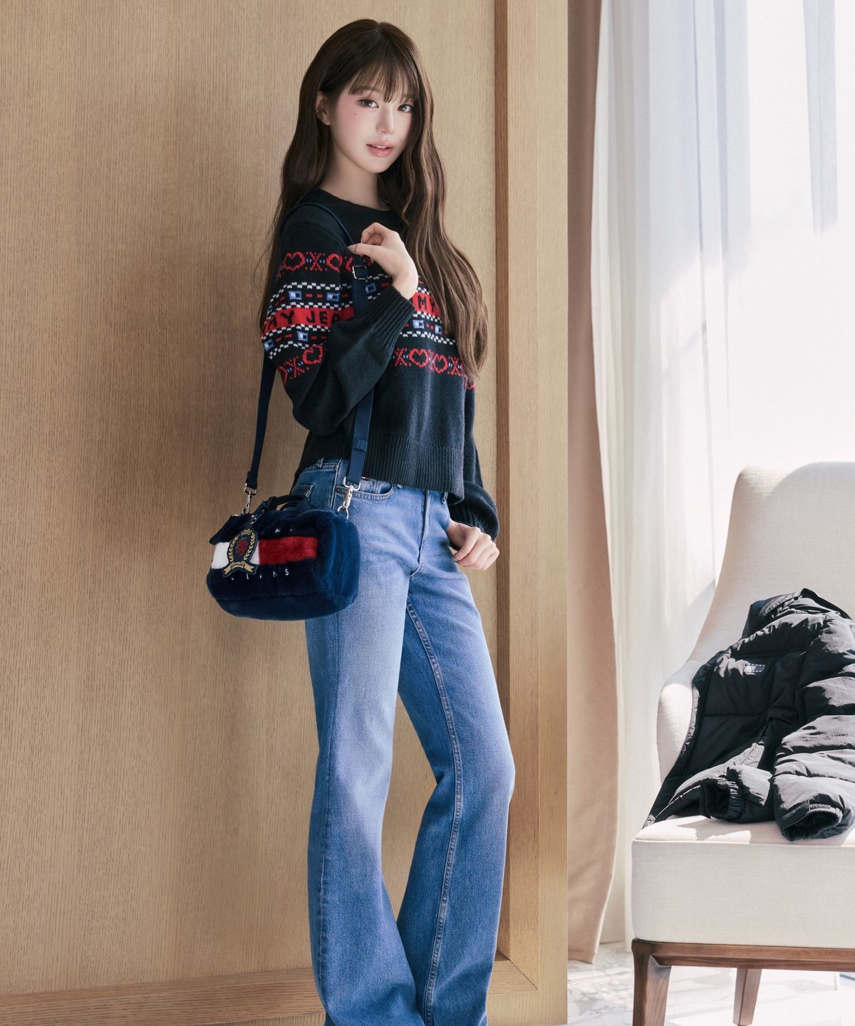 타미진스(TOMMY JEANS) 클레오 미드 부츠컷 플랩 데님 팬츠 (T32G6NEF55TWT11A5)
