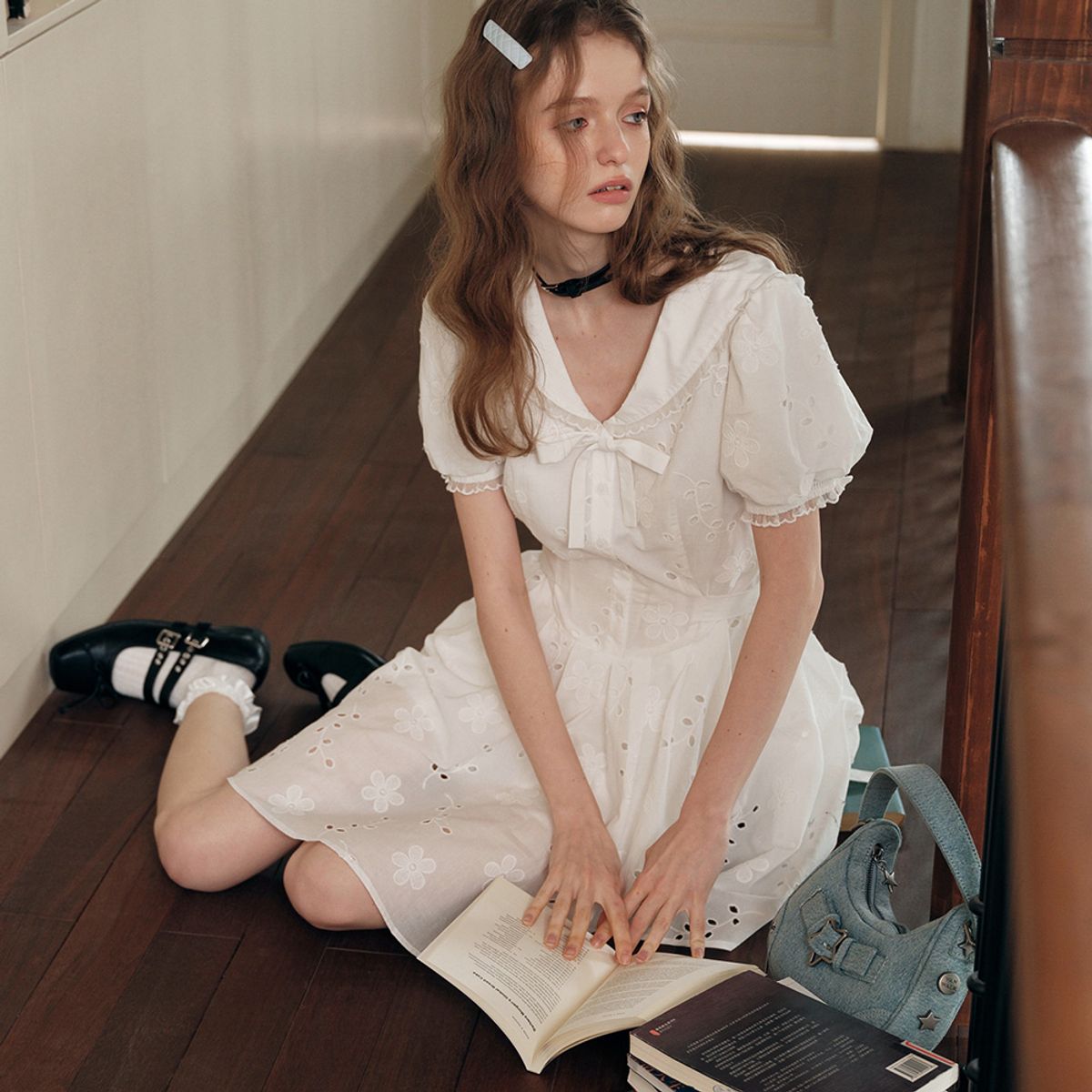 쎄무아듀(CEST MOIDEW) Cest_Embroidery sailor collar dress
