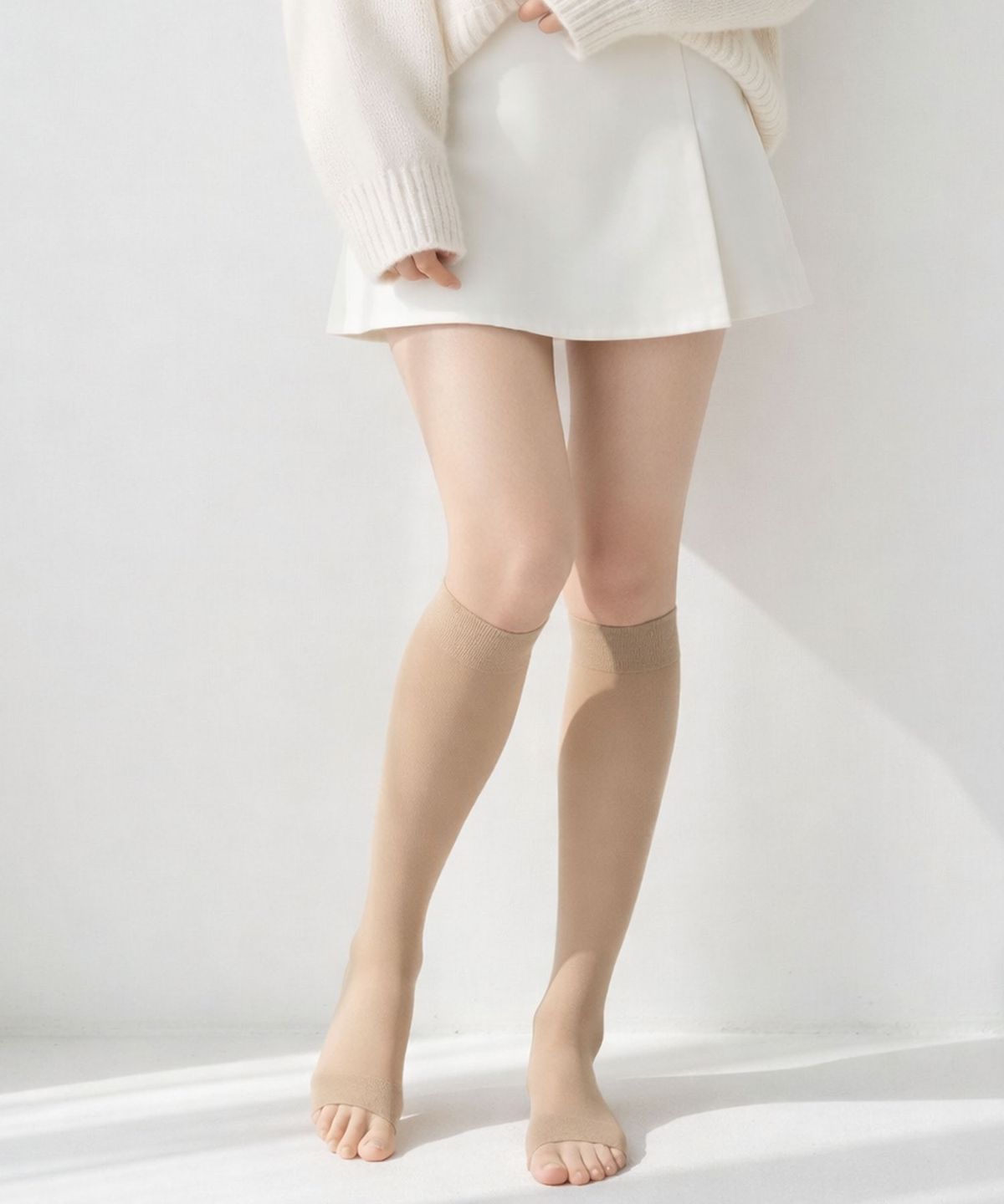 수련(SOORYUN) 비비온 슬리밍 압박스타킹 종아리 압박 · 오픈토 · 데일리 착용