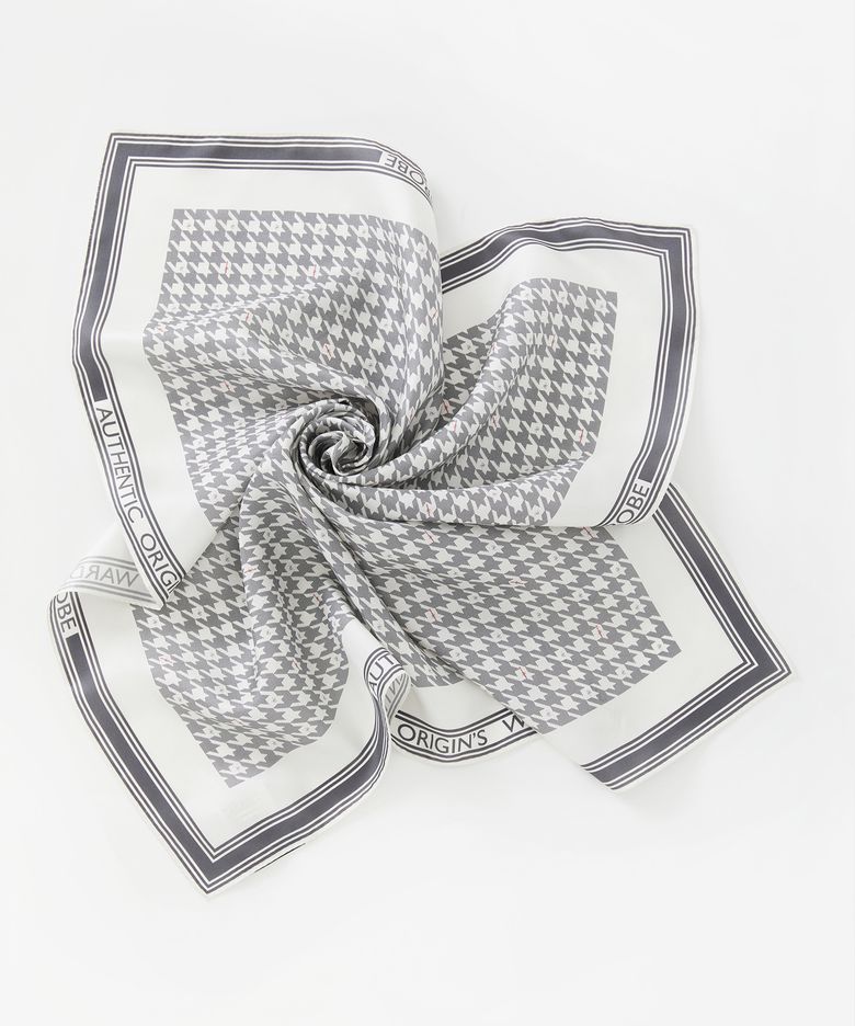 HOUNDTOOTH PATTERN SILK SCARF