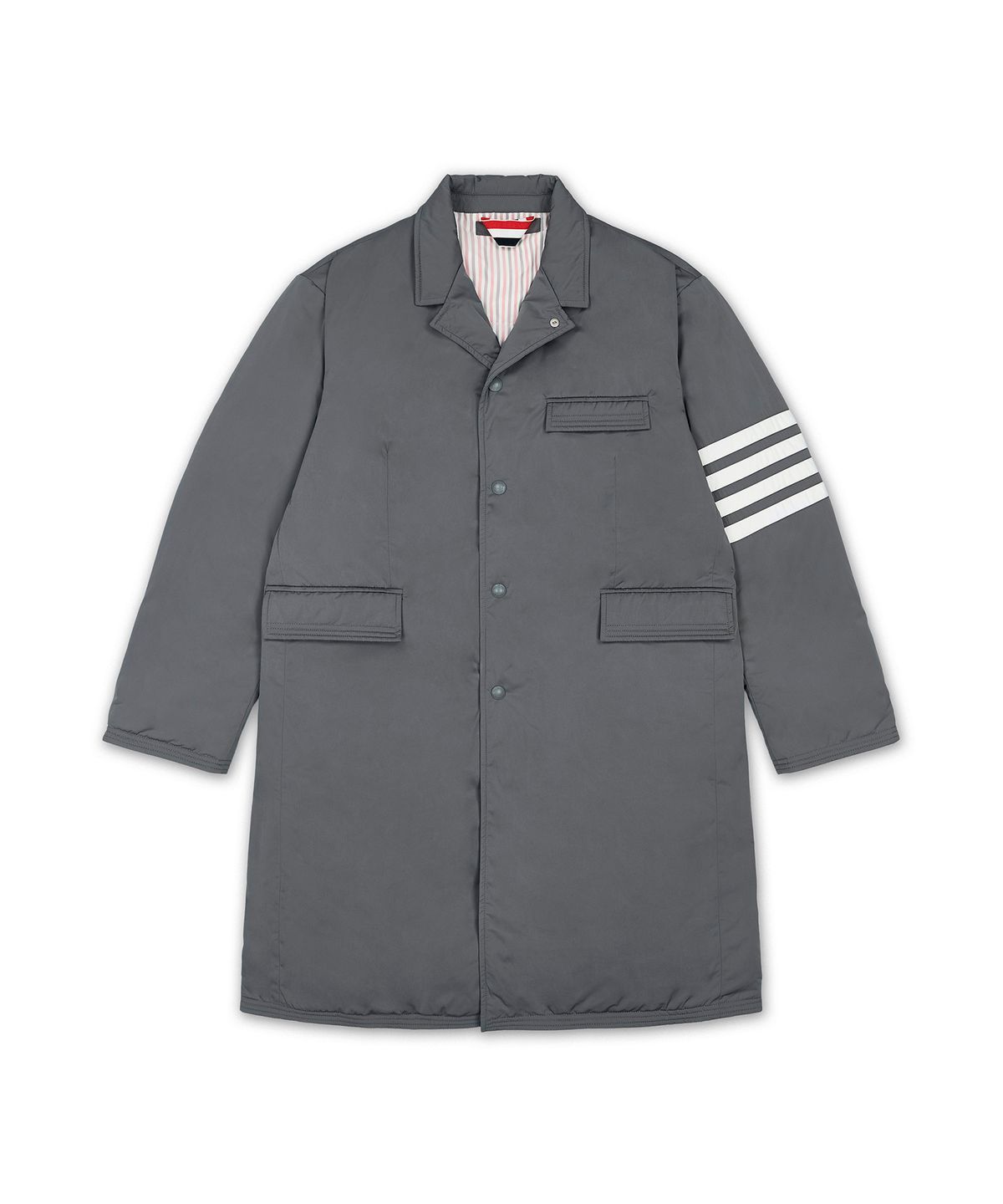 톰 브라운(THOM BROWNE) 폴리 테크 4-바 스냅 프론트 다운필 SB 오버 코트 - 미드 그레이 / MOD093XF1090035