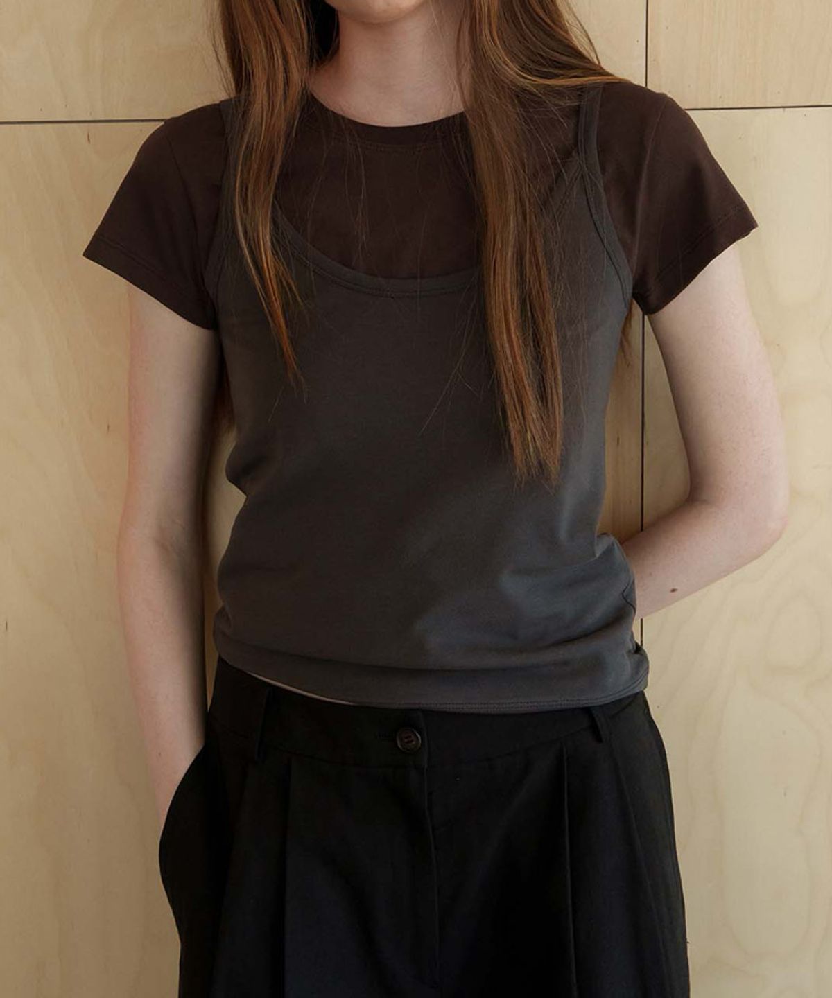 스러움(SEUREOUM) Raw Camisole_Charcoal