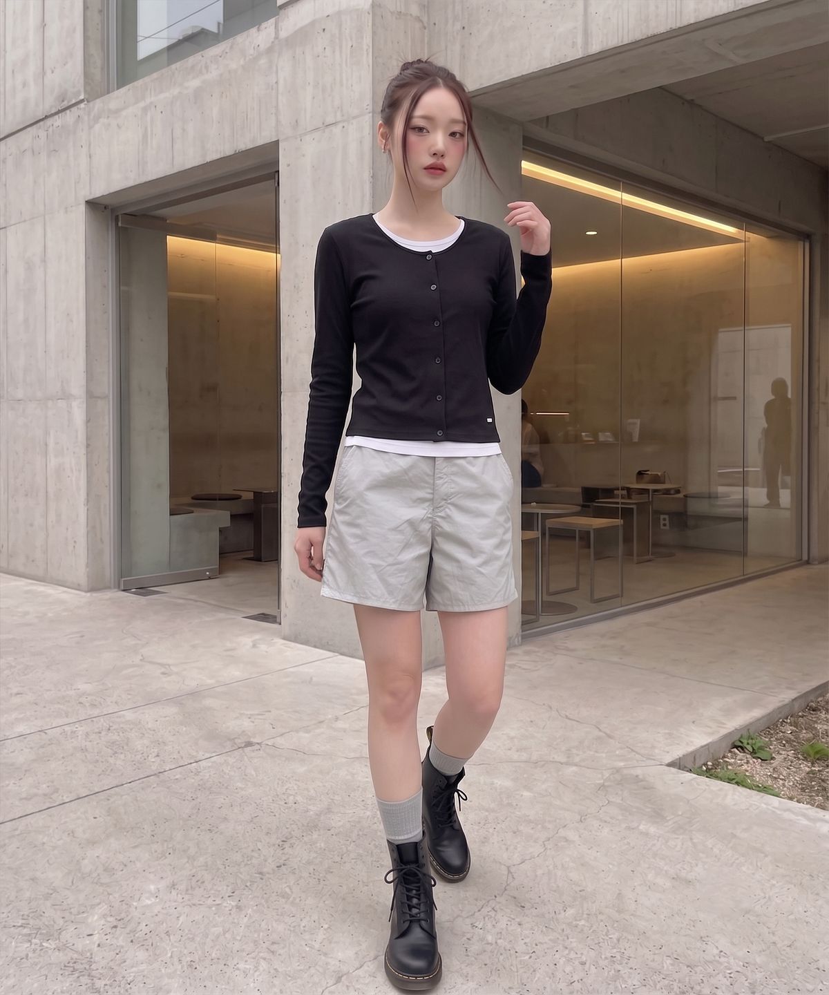 행텐(HANGTEN) 여성 글로시 숏팬츠_042(10580-137-601-69)