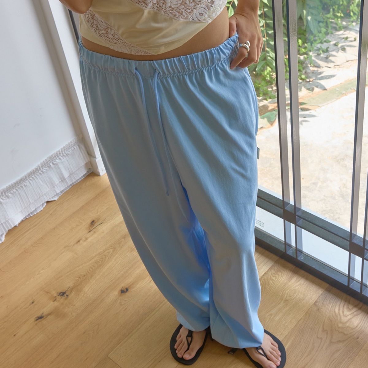 아우어솔티(OURSAALTY) Balance Jogger Pants / Skyblue
