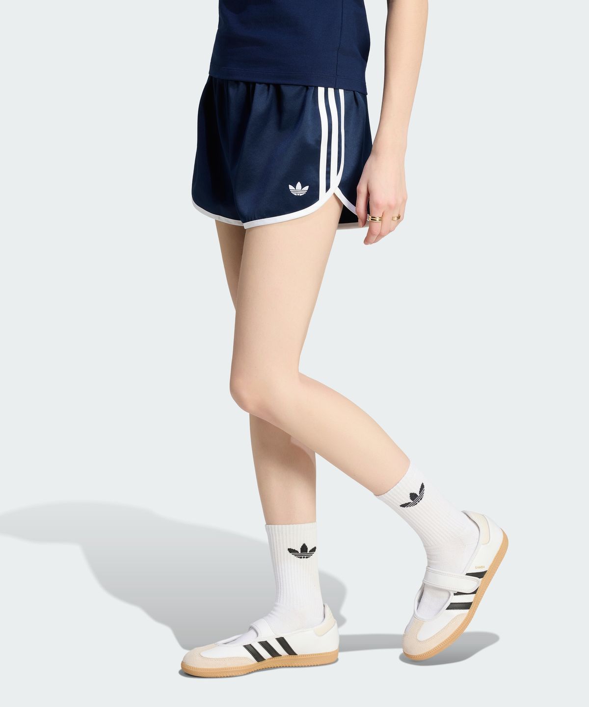 아디다스(ADIDAS) 새틴 3S 스프린터 숏 팬츠 - 나이트인디고:화이트 / KS9852