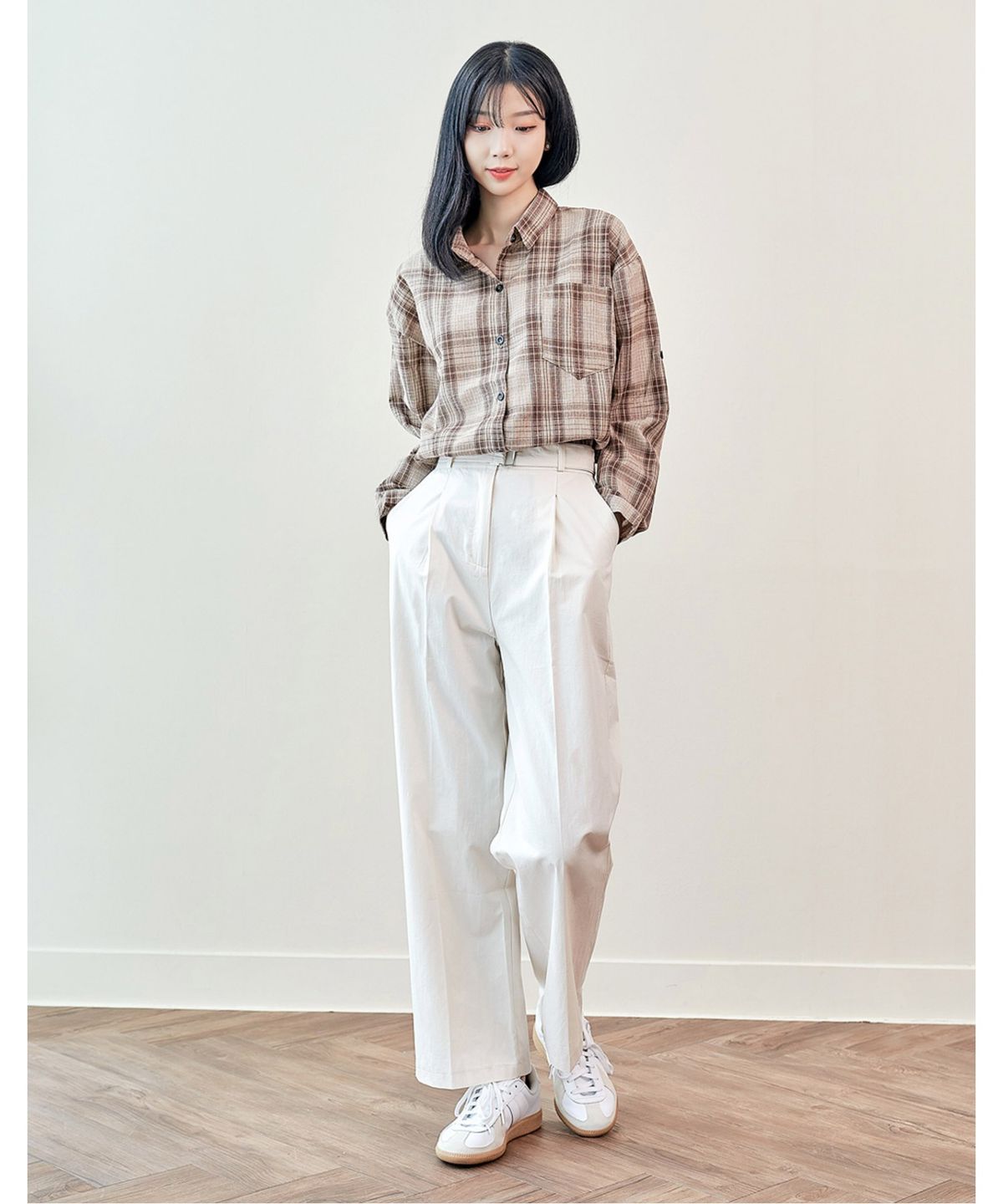 반에이크(VANAKE) 우든 벨트 슬랙스 _OB17SLME05Z
